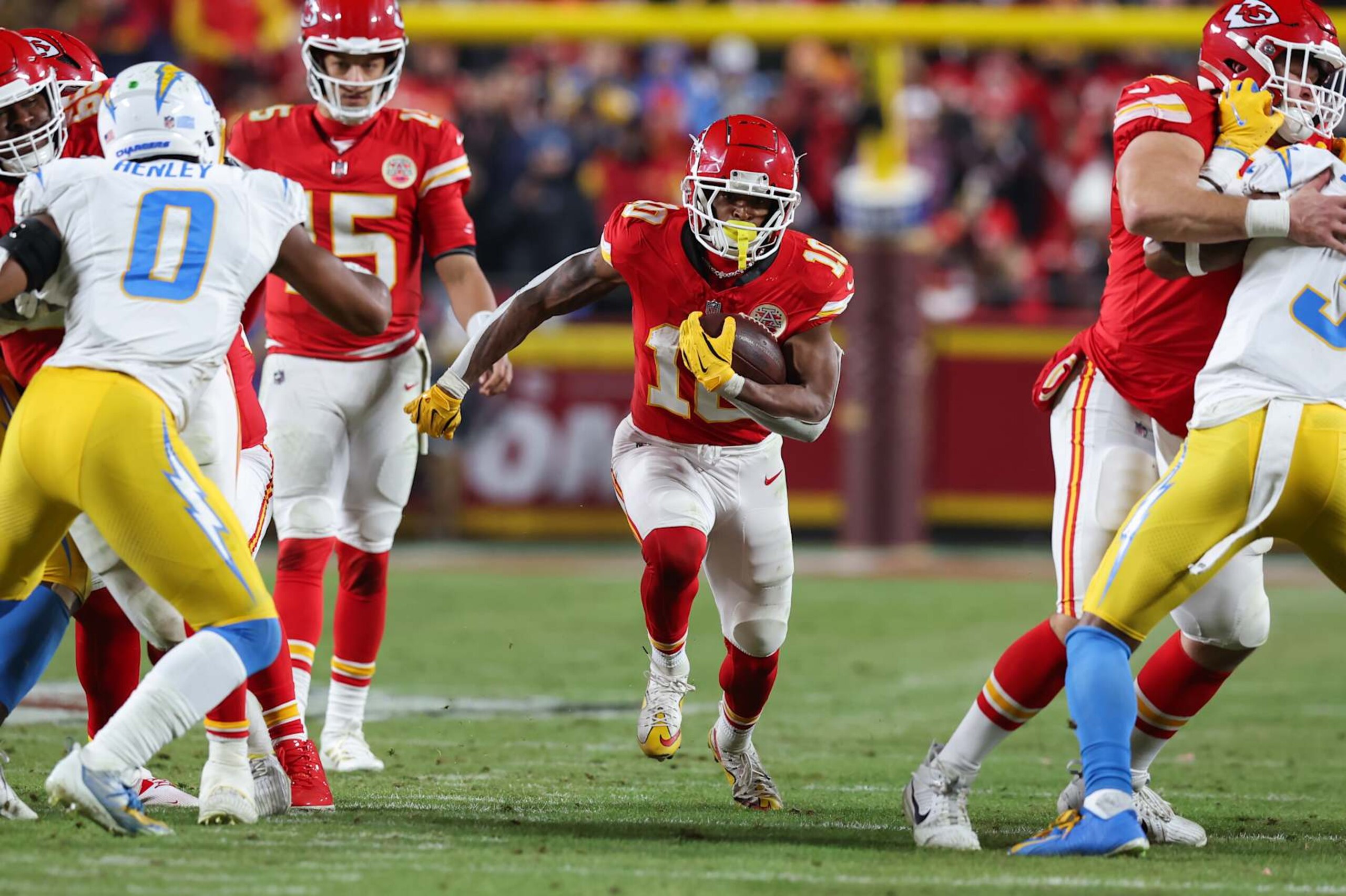 KANSAS CITY, MO - DECEMBER 08: Kansas City Chiefs running back Isiah Pacheco (10) finds running room up the middle in the fourth quarter of an NFL game between the Los Angeles Chargers and Kansas City Chiefs on December 8, 2024 at GEHA Field at Arrowhead Stadium in Kansas City, MO. (Photo by Scott Winters/Icon Sportswire via Getty Images)