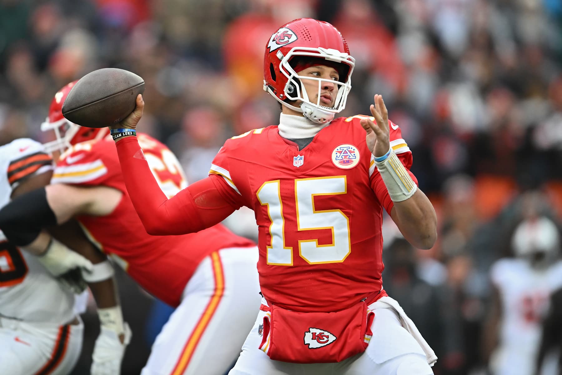 CLEVELAND, OHIO - DECEMBER 15: Patrick Mahomes #15 of the Kansas City Chiefs throws a pass against the Cleveland Browns during the first quarter at Huntington Bank Field on December 15, 2024 in Cleveland, Ohio. (Photo by Nick Cammett/Getty Images)