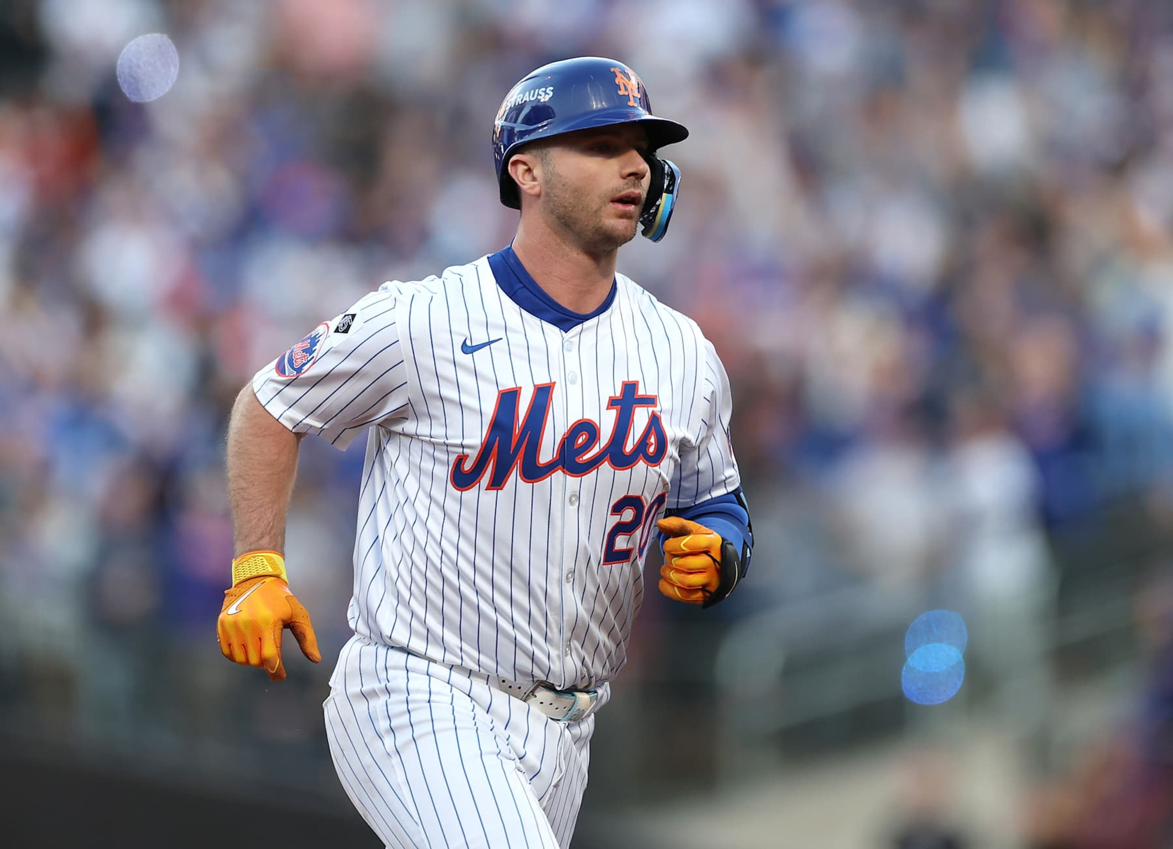 NEW YORK, NEW YORK - OCTOBER 18: Pete Alonso #20 of the New York Mets rounds the bases after hitting a three-run home run in the first inning against the Los Angeles Dodgers during Game Five of the National League Championship Series at Citi Field on October 18, 2024 in New York City. (Photo by Sarah Stier/Getty Images)
