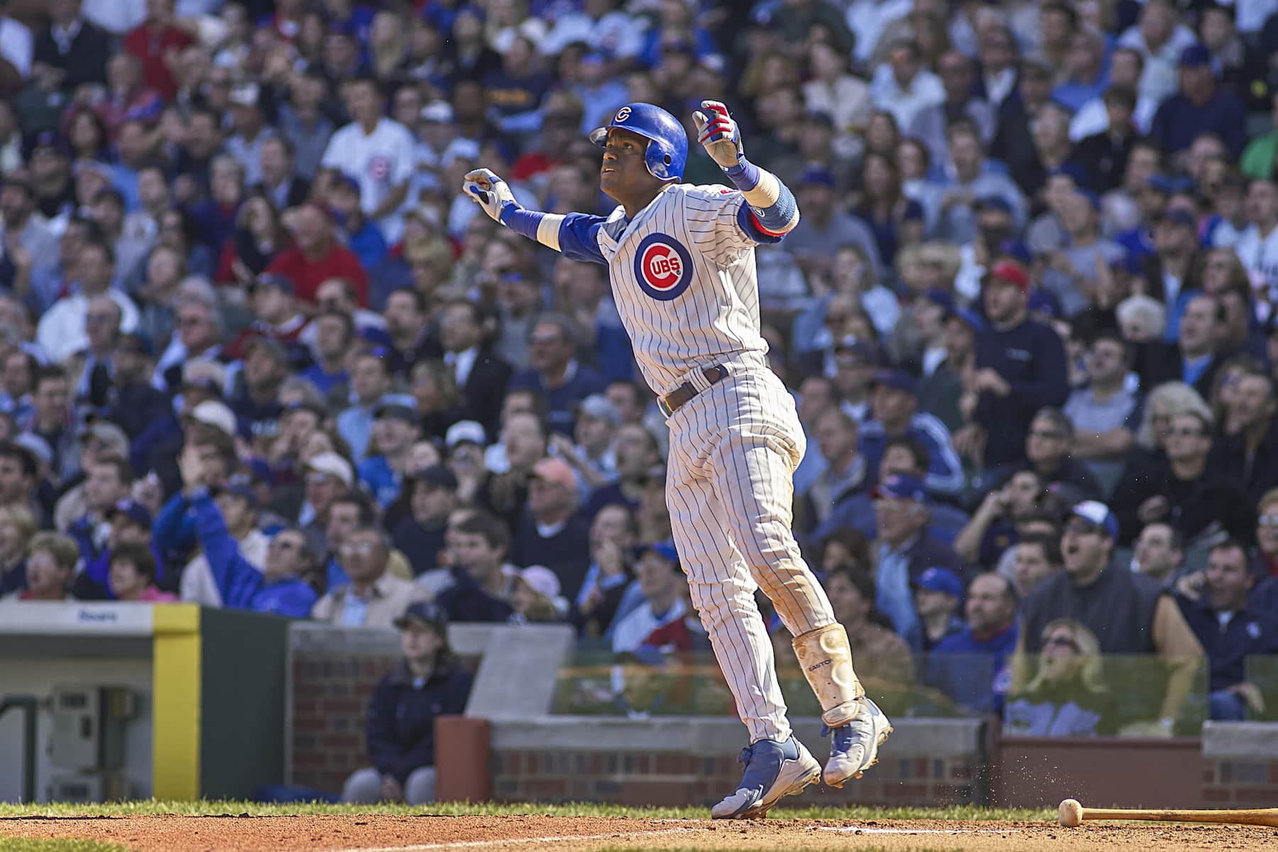 Baseball: Chicago Cubs Sammy Sosa in action, at bat and victorious while watching home run vs Cincinnati Reds at Wrigley Field.
Chicago, IL 9/30/2004
CREDIT: John Biever (Photo by John Biever /Sports Illustrated via Getty Images)
(Set Number: X71954 TK1 )