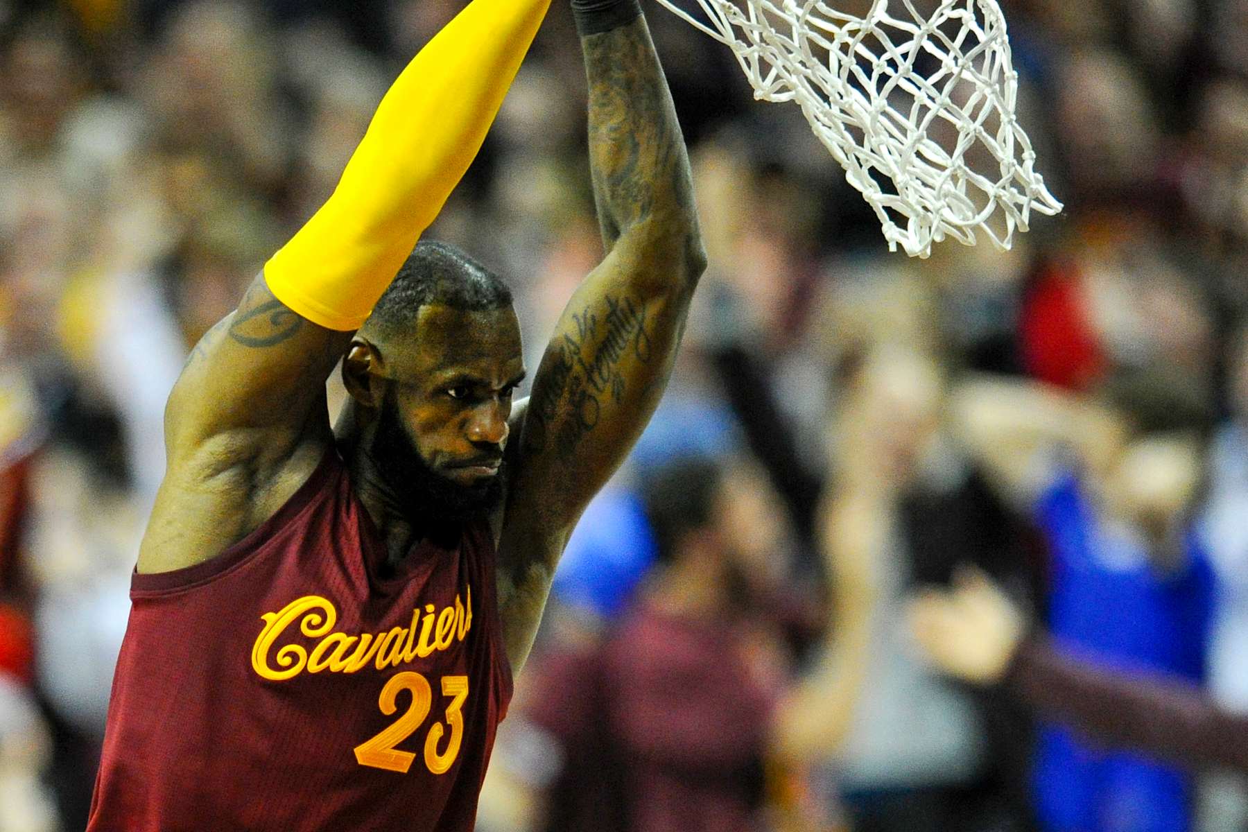 CLEVELAND, OH - DECEMBER 25, 2016: LeBron James #23 of the Cleveland Cavaliers dunks the ball in the second half of a game against the Golden State Warriors at Quicken Loans Arena on December 25, 2016 in Cleveland, Ohio. (Photo by: 2016 Nick Cammett/Diamond Images via Getty Images)