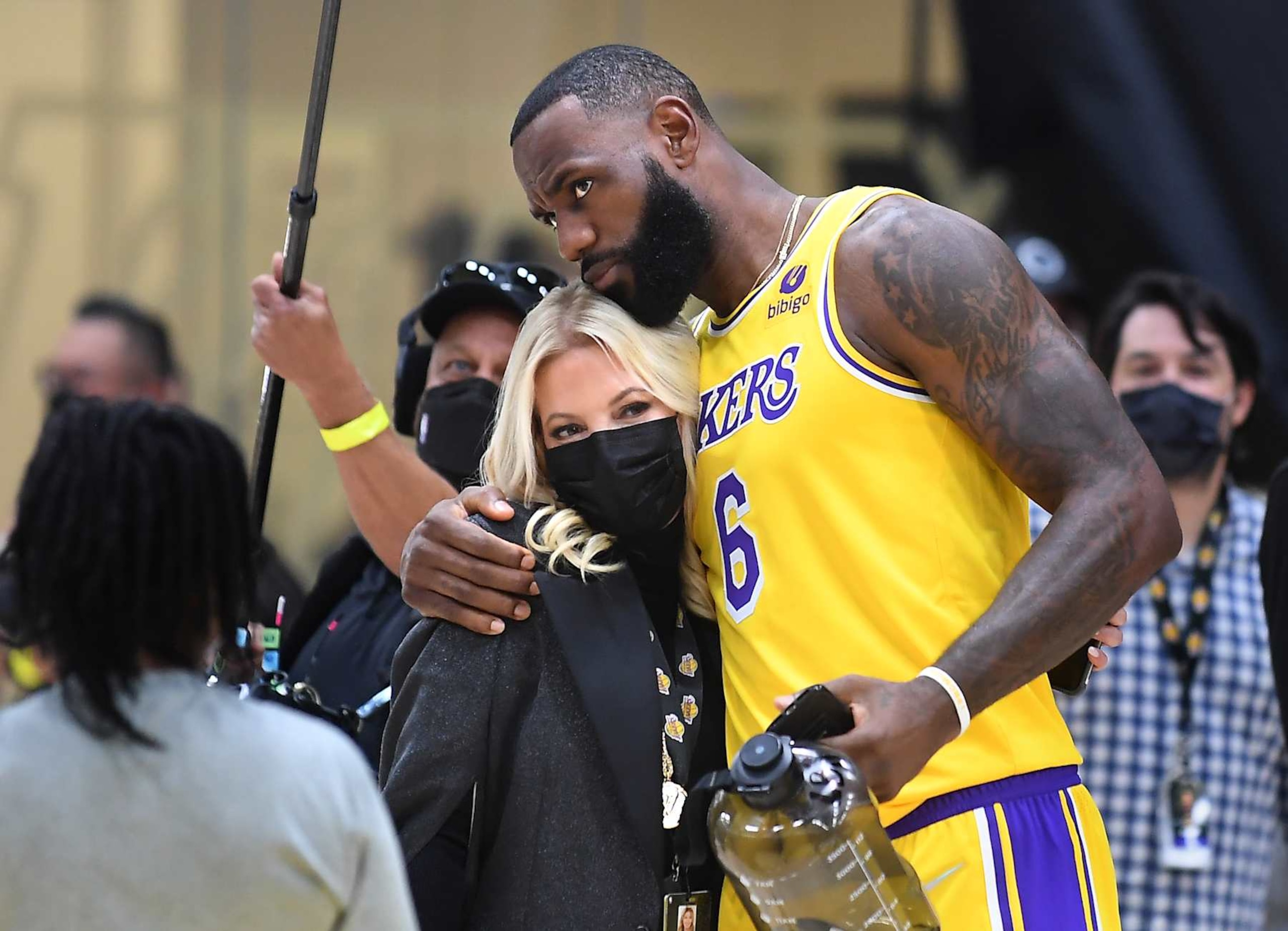 El Segundo, CA. September 28, 2021:  Lakers LeBron James hugs owner Jeannie Buss during media day at the UCLA Health Training Center in El Segundo Tuesday. (Wally Skalij/Los Angeles Times via Getty Images)