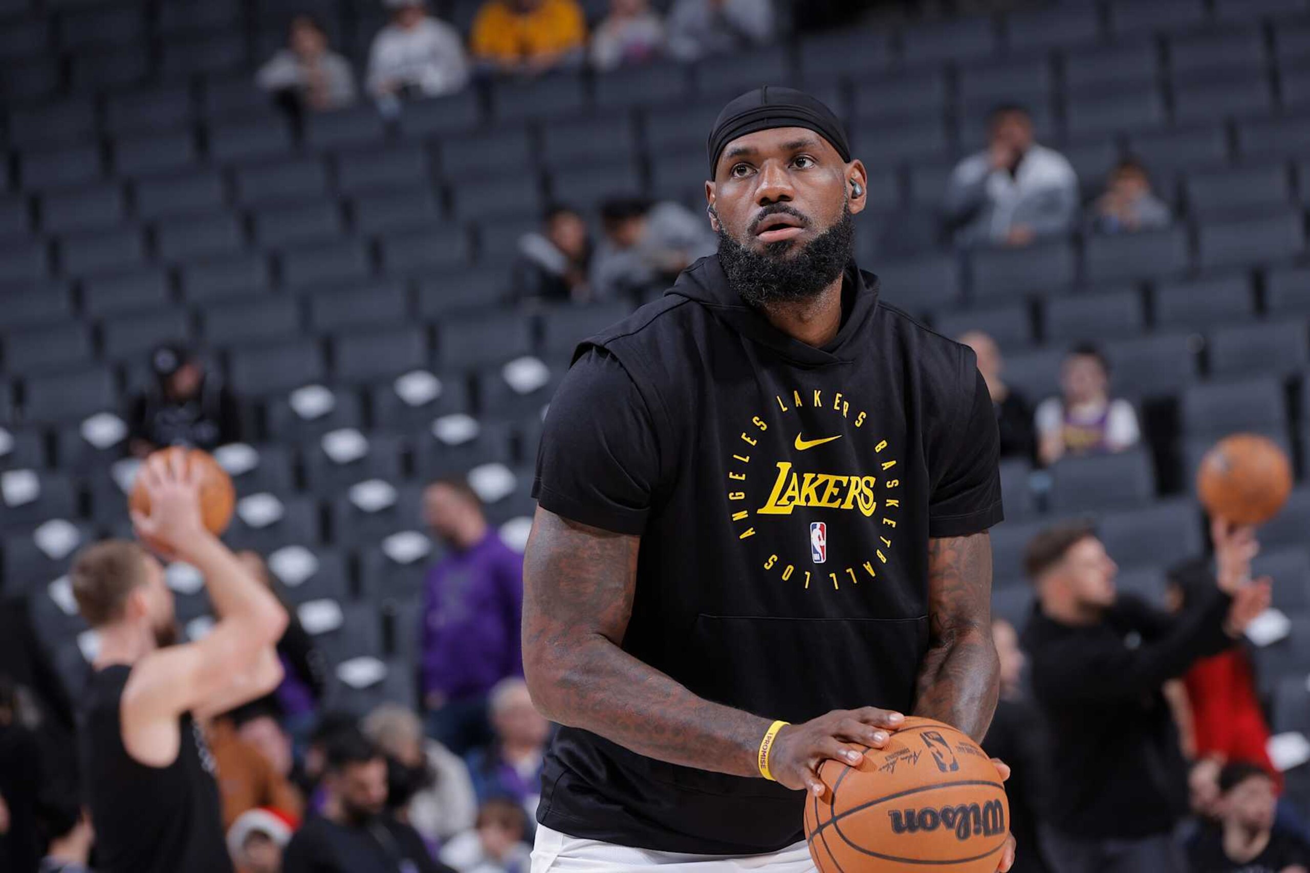 SACRAMENTO, CA - DECEMBER 21: LeBron James #23 of the Los Angeles Lakers warms up before the game against the Sacramento Kings on December 21, 2024 at Golden 1 Center in Sacramento, California. NOTE TO USER: User expressly acknowledges and agrees that, by downloading and or using this Photograph, user is consenting to the terms and conditions of the Getty Images License Agreement. Mandatory Copyright Notice: Copyright 2024 NBAE (Photo by Rocky Widner/NBAE via Getty Images)