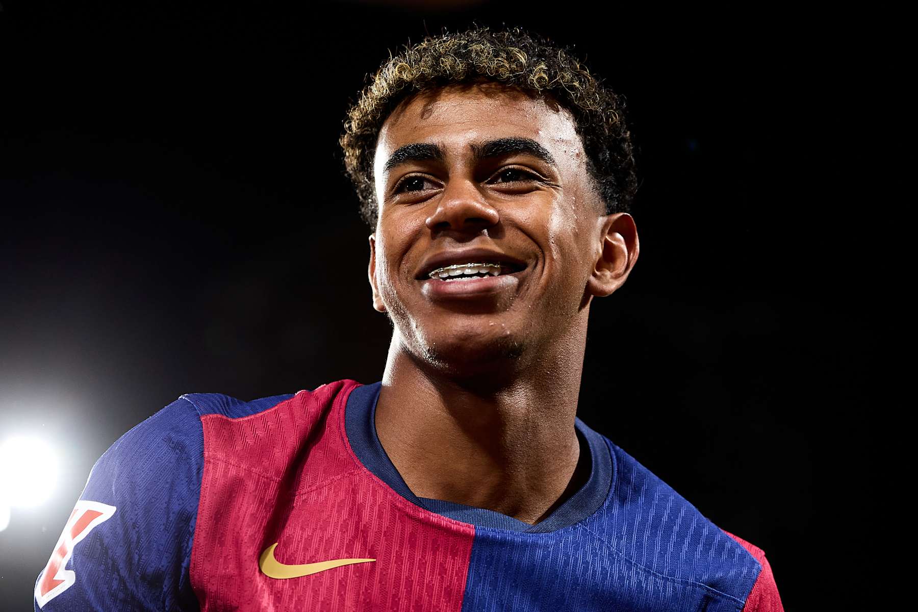MADRID, SPAIN - AUGUST 27: Lamine Yamal of FC Barcelona looks on prior to the La Liga match between Rayo Vallecano and FC Barcelona at Estadio de Vallecas on August 27, 2024 in Madrid, Spain. (Photo by Alvaro Medranda/Quality Sport Images/Getty Images)