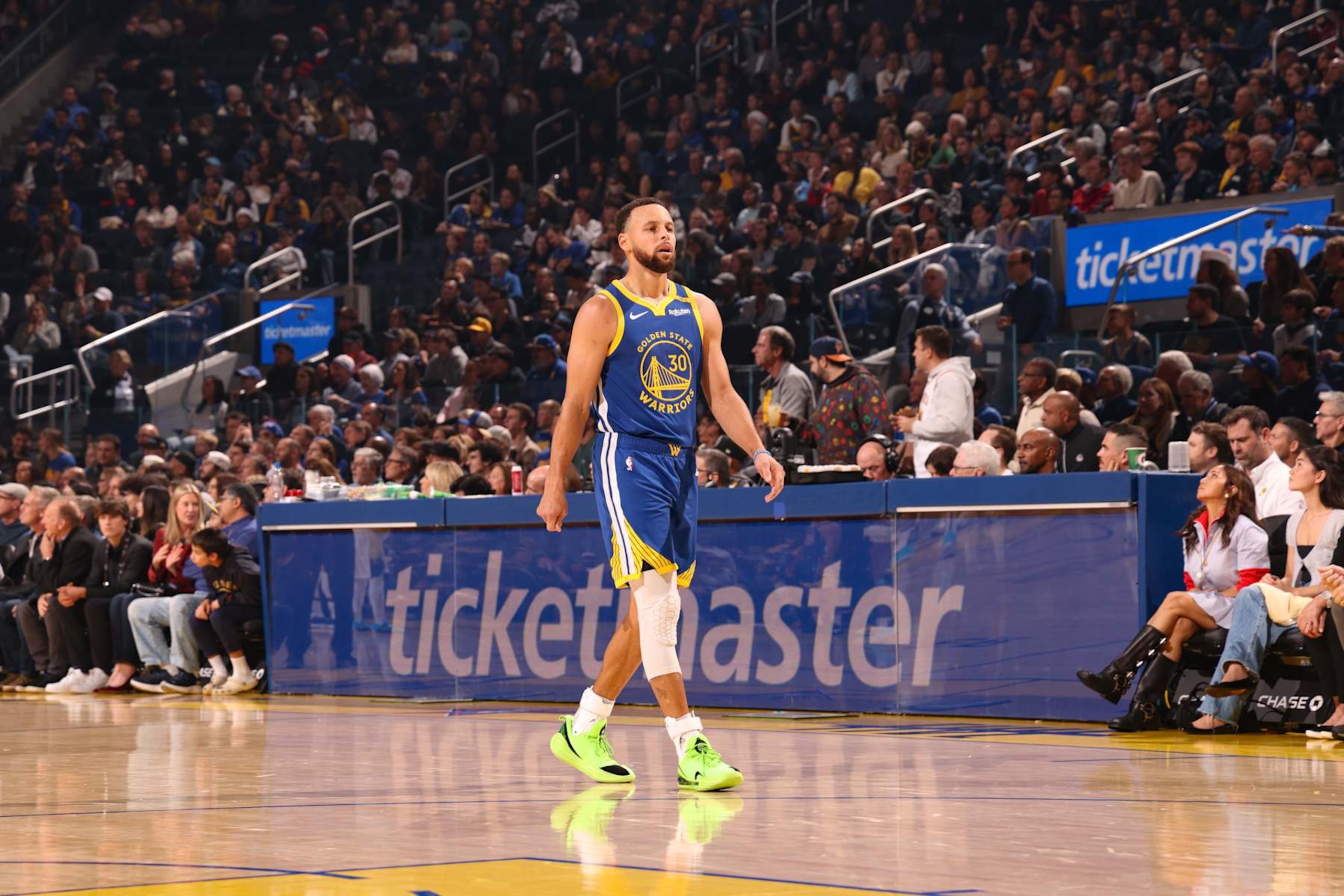 SAN FRANCISCO, CA - DECEMBER 23: Stephen Curry #30 of the Golden State Warriors looks on during the game against the Indiana Pacers on December 23, 2024 at Chase Center in San Francisco, California. NOTE TO USER: User expressly acknowledges and agrees that, by downloading and or using this photograph, user is consenting to the terms and conditions of Getty Images License Agreement. Mandatory Copyright Notice: Copyright 2024 NBAE (Photo by Jed Jacobsohn/NBAE via Getty Images)