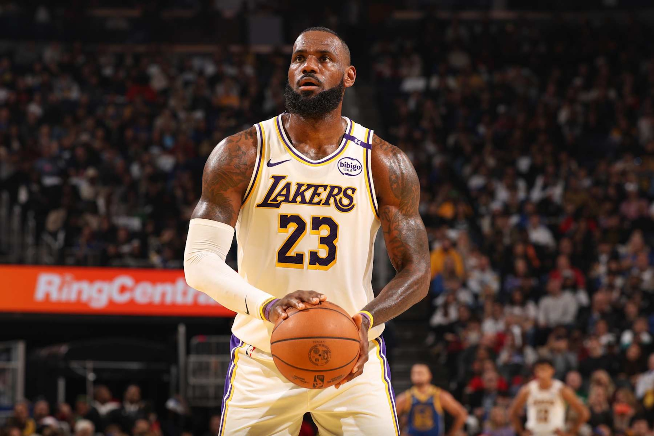 SAN FRANCISCO, CA - DECEMBER 25: LeBron James #23 of the Los Angeles Lakers shoots a free throw during the game against the Golden State Warriors on December 25, 2024 at Chase Center in San Francisco, California. NOTE TO USER: User expressly acknowledges and agrees that, by downloading and or using this photograph, user is consenting to the terms and conditions of Getty Images License Agreement. Mandatory Copyright Notice: Copyright 2024 NBAE (Photo by Jed Jacobsohn/NBAE via Getty Images) SAN FRANCISCO, CA - DECEMBER 25: LeBron James #23 of the Los Angeles Lakers shoots a free throw during the game against the Golden State Warriors on December 25, 2024 at Chase Center in San Francisco, California. NOTE TO USER: User expressly acknowledges and agrees that, by downloading and or using this photograph, user is consenting to the terms and conditions of Getty Images License Agreement. Mandatory Copyright Notice: Copyright 2024 NBAE (Photo by Jed Jacobsohn/NBAE via Getty Images)