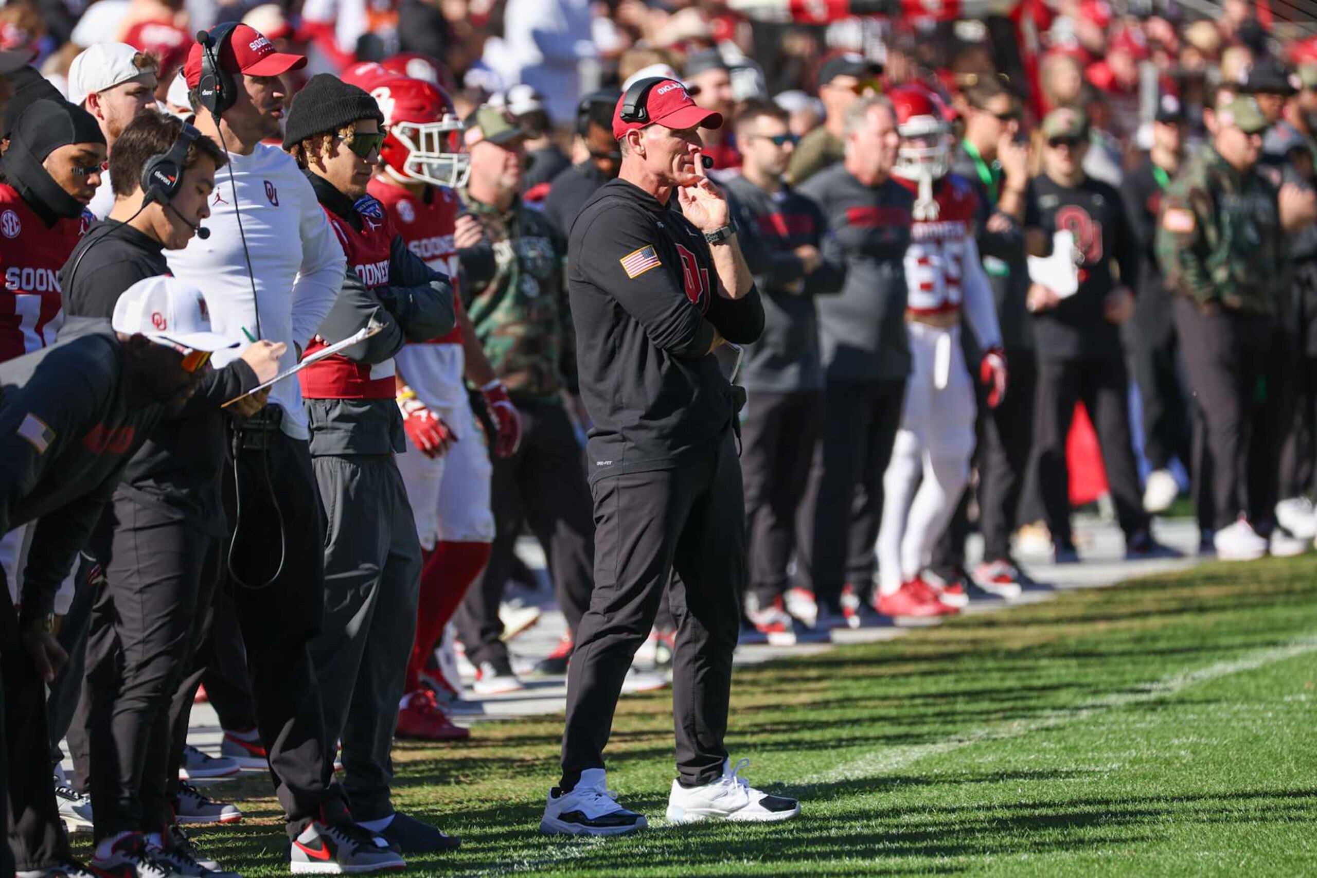 FORT WORTH, TX - DECEMBER 27: Oklahoma Sooners head coach Brent Venables looks on from the sideline during the Lockheed Martin Armed Forces Bowl between Oklahoma and Navy on December 27, 2024 at Amon G. Carter Stadium in Fort Worth, TX. (Photo by George Walker/Icon Sportswire via Getty Images) FORT WORTH, TX - DECEMBER 27: Oklahoma Sooners head coach Brent Venables looks on from the sideline during the Lockheed Martin Armed Forces Bowl between Oklahoma and Navy on December 27, 2024 at Amon G. Carter Stadium in Fort Worth, TX. (Photo by George Walker/Icon Sportswire via Getty Images)
