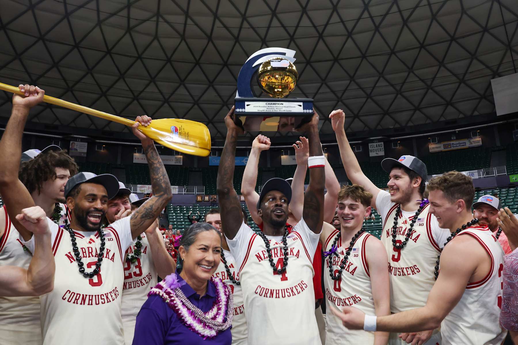 Nebraska celebrates winning the Diamond Head Classic