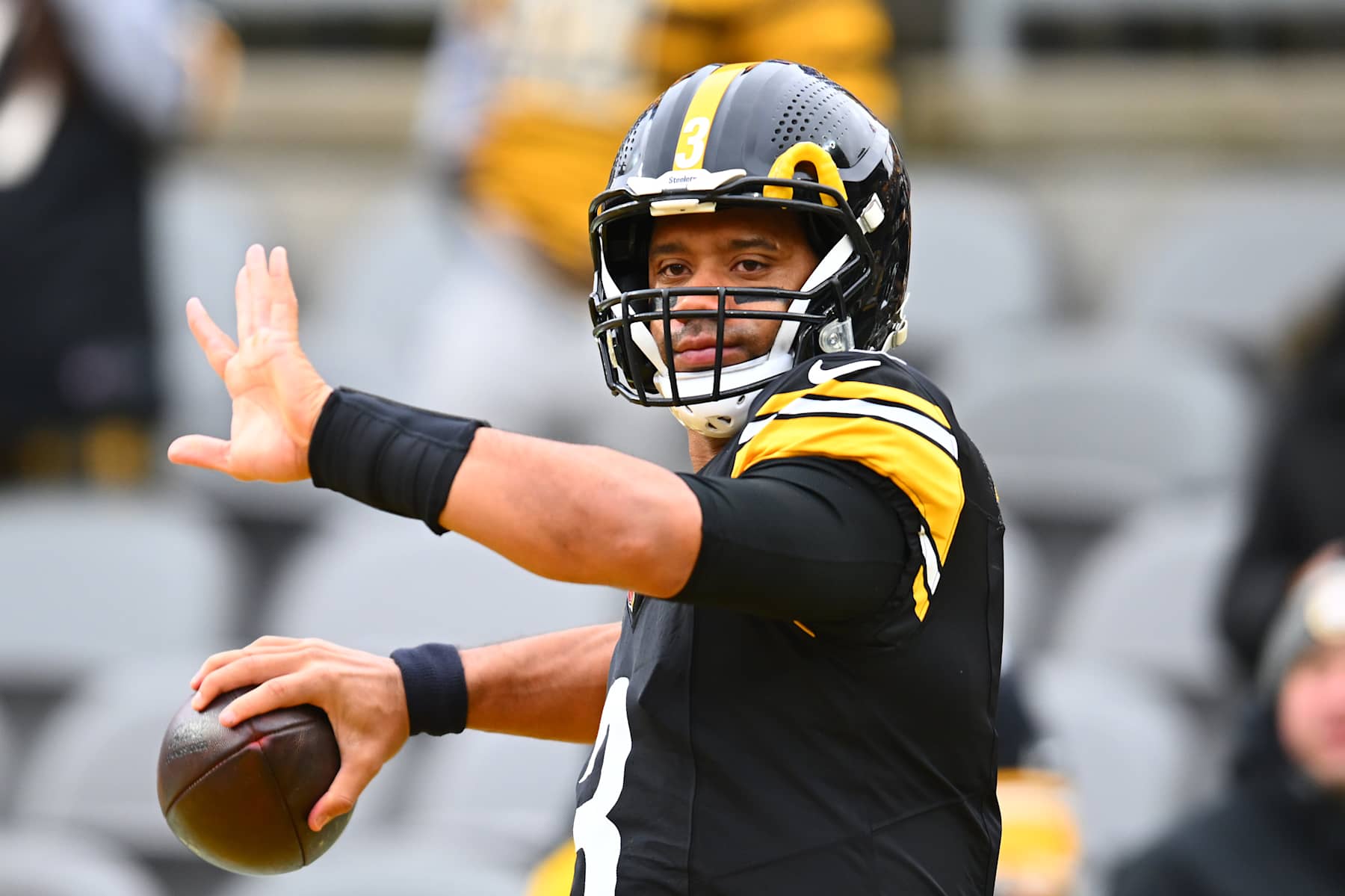 PITTSBURGH, PENNSYLVANIA - DECEMBER 25: Russell Wilson #3 of the Pittsburgh Steelers warms up prior to the game against the Kansas City Chiefs at Acrisure Stadium on December 25, 2024 in Pittsburgh, Pennsylvania. (Photo by Joe Sargent/Getty Images)
