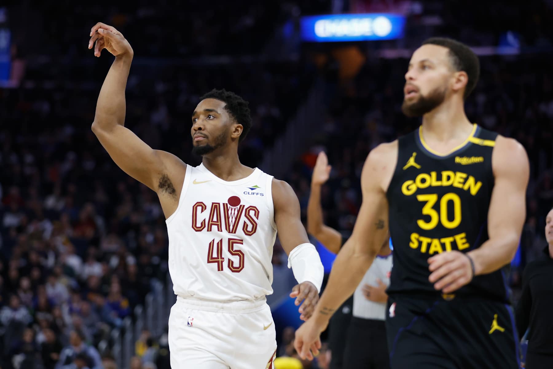 SAN FRANCISCO, CALIFORNIA - DECEMBER 30: Donovan Mitchell #45 of the Cleveland Cavaliers watches his three-point shot go in during the third quarter against the Golden State Warriors at Chase Center on December 30, 2024 in San Francisco, California. NOTE TO USER: User expressly acknowledges and agrees that, by downloading and or using this photograph, User is consenting to the terms and conditions of the Getty Images License Agreement. (Photo by Lachlan Cunningham/Getty Images)