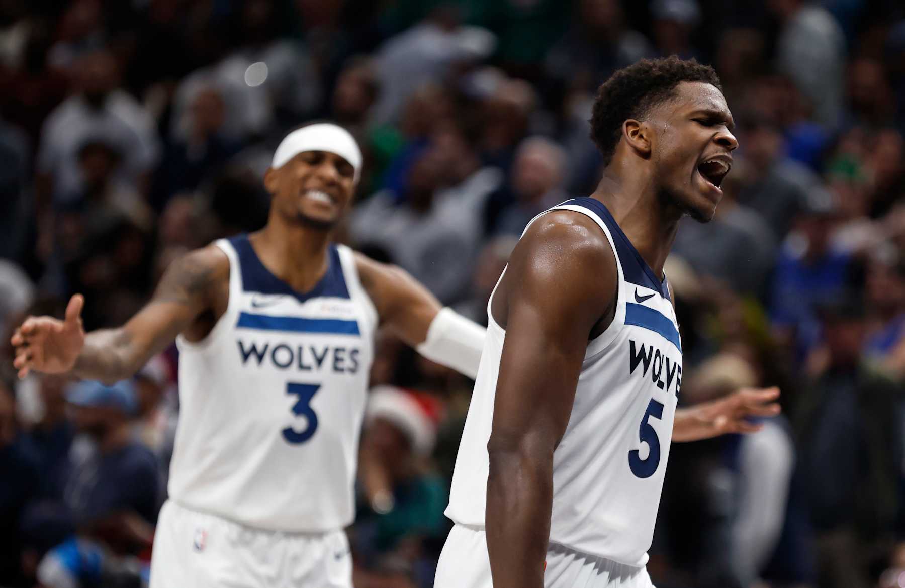 DALLAS, TX -DECEMBER 25 : Anthony Edwards #5 of the Minnesota Timberwolves reacts late in the second half against the Dallas Mavericks at American Airlines Center on December 25, 2024 in Dallas, Texas. NOTE TO USER: User expressly acknowledges and agrees that, by downloading and or using this photograph, User is consenting to the terms and conditions of the Getty Images License Agreement. (Photo by Ron Jenkins/Getty Images)