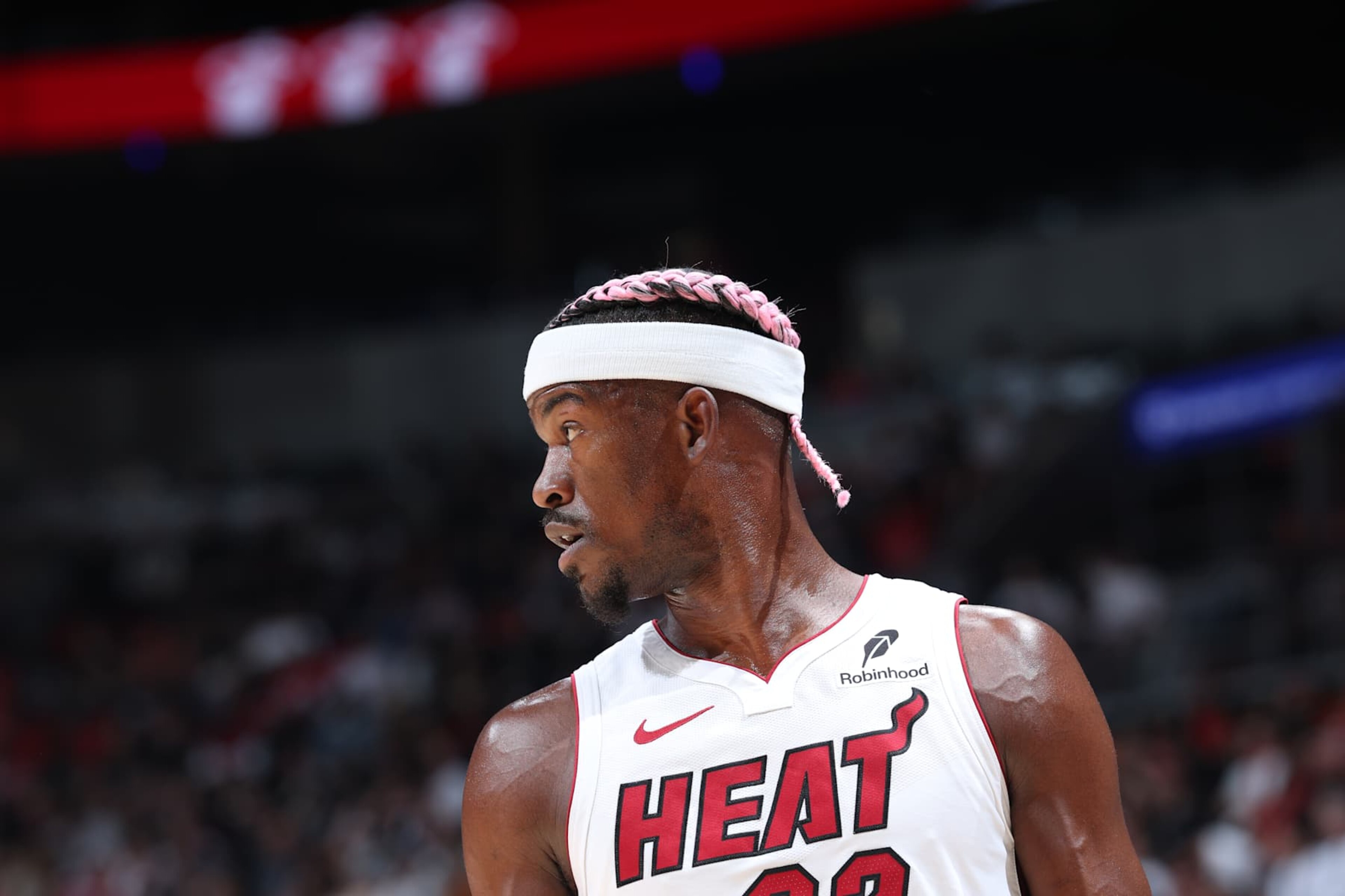 MIAMI, FL - JANUARY 1: Jimmy Butler #22 of the Miami Heat looks on during the game against the New Orleans Pelicans on January 1, 2025 at Kaseya Center in Miami, Florida. NOTE TO USER: User expressly acknowledges and agrees that, by downloading and or using this Photograph, user is consenting to the terms and conditions of the Getty Images License Agreement. Mandatory Copyright Notice: Copyright 2024 NBAE (Photo by Jeff Haynes/NBAE via Getty Images)