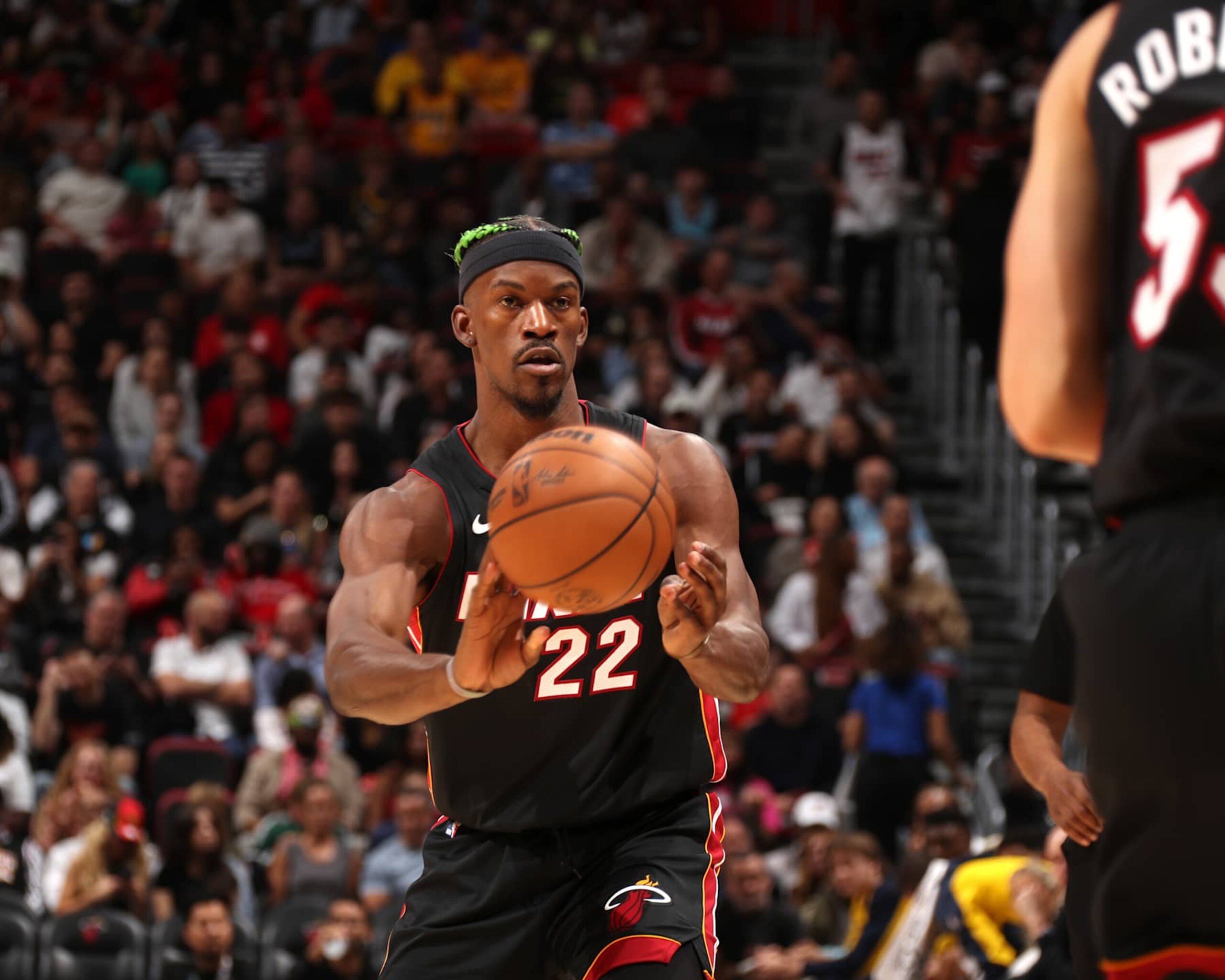 MIAMI, FL - JANUARY 2: Jimmy Butler #22 of the Miami Heat passes the ball during the game against the Indiana Pacers on January 2, 2025 at Kaseya Center in Miami, Florida. NOTE TO USER: User expressly acknowledges and agrees that, by downloading and or using this Photograph, user is consenting to the terms and conditions of the Getty Images License Agreement. Mandatory Copyright Notice: Copyright 2025 NBAE (Photo by Issac Baldizon/NBAE via Getty Images) MIAMI, FL - JANUARY 2: Jimmy Butler #22 of the Miami Heat passes the ball during the game against the Indiana Pacers on January 2, 2025 at Kaseya Center in Miami, Florida. NOTE TO USER: User expressly acknowledges and agrees that, by downloading and or using this Photograph, user is consenting to the terms and conditions of the Getty Images License Agreement. Mandatory Copyright Notice: Copyright 2025 NBAE (Photo by Issac Baldizon/NBAE via Getty Images)