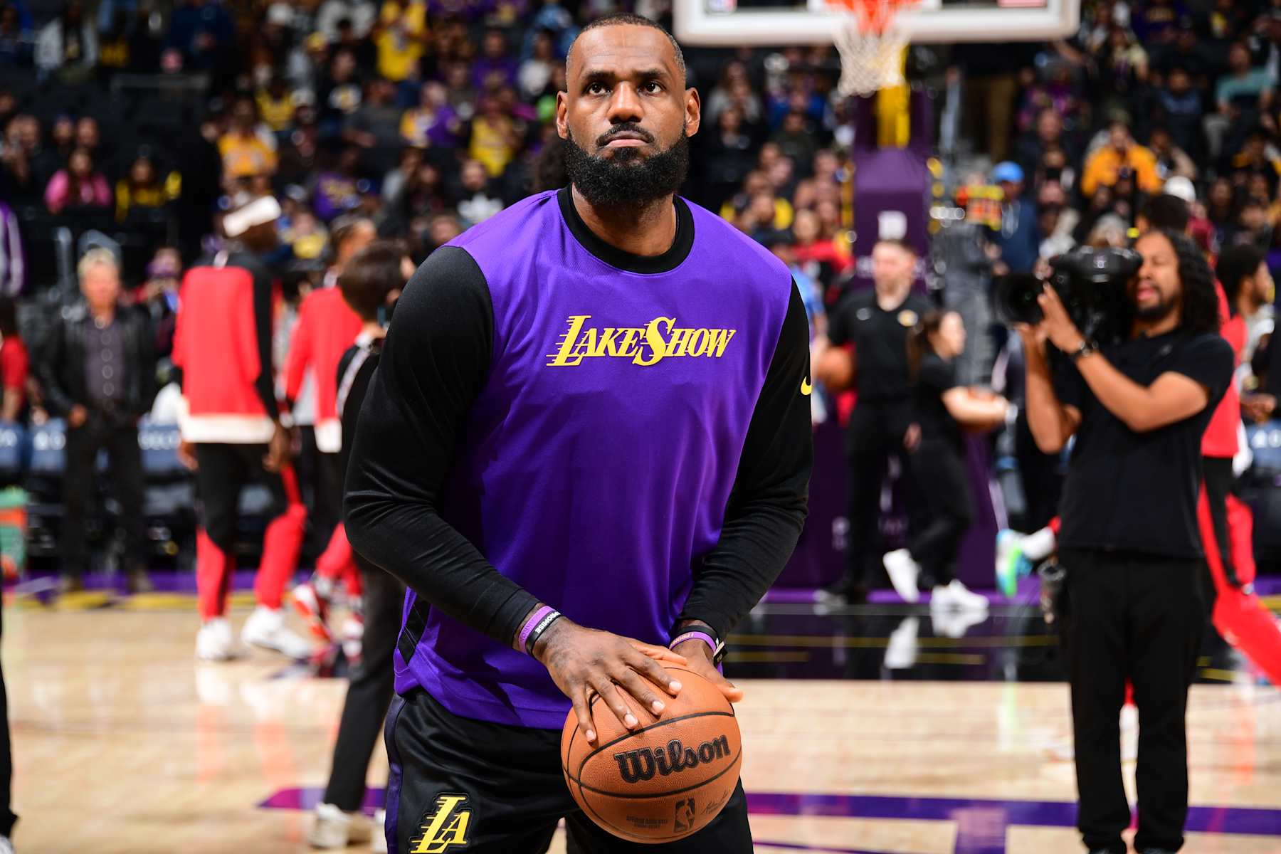 LOS ANGELES, CA - JANUARY 2: LeBron James #23 of the Los Angeles Lakers warms up before the game against the Portland Trail Blazers on January 2, 2025 at Crypto.Com Arena in Los Angeles, California. NOTE TO USER: User expressly acknowledges and agrees that, by downloading and/or using this Photograph, user is consenting to the terms and conditions of the Getty Images License Agreement. Mandatory Copyright Notice: Copyright 2025 NBAE (Photo by Adam Pantozzi/NBAE via Getty Images)
