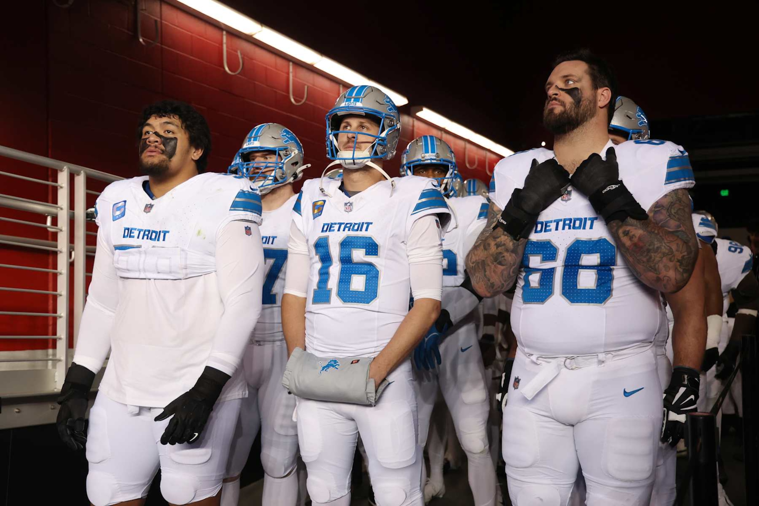 SANTA CLARA, CALIFORNIA - DECEMBER 30: Jared Goff #16 of the Detroit Lions gets ready to lead his team out of the tunnel for their game against the San Francisco 49ers at Levi's Stadium on December 30, 2024 in Santa Clara, California. (Photo by Ezra Shaw/Getty Images) SANTA CLARA, CALIFORNIA - DECEMBER 30: Jared Goff #16 of the Detroit Lions gets ready to lead his team out of the tunnel for their game against the San Francisco 49ers at Levi's Stadium on December 30, 2024 in Santa Clara, California. (Photo by Ezra Shaw/Getty Images)