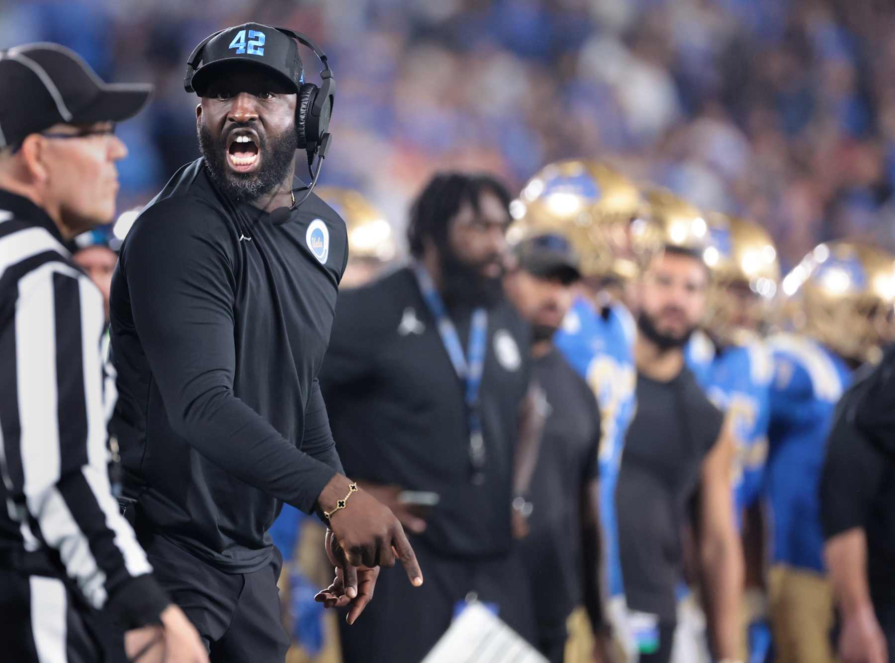 Pasadena, California November 23, 2024- UCLA head coach DeShaun Foster argues with a referee against USC at the Rose Bowl Saturday. (Wally Skalij/Los Angeles Times via Getty Images)
