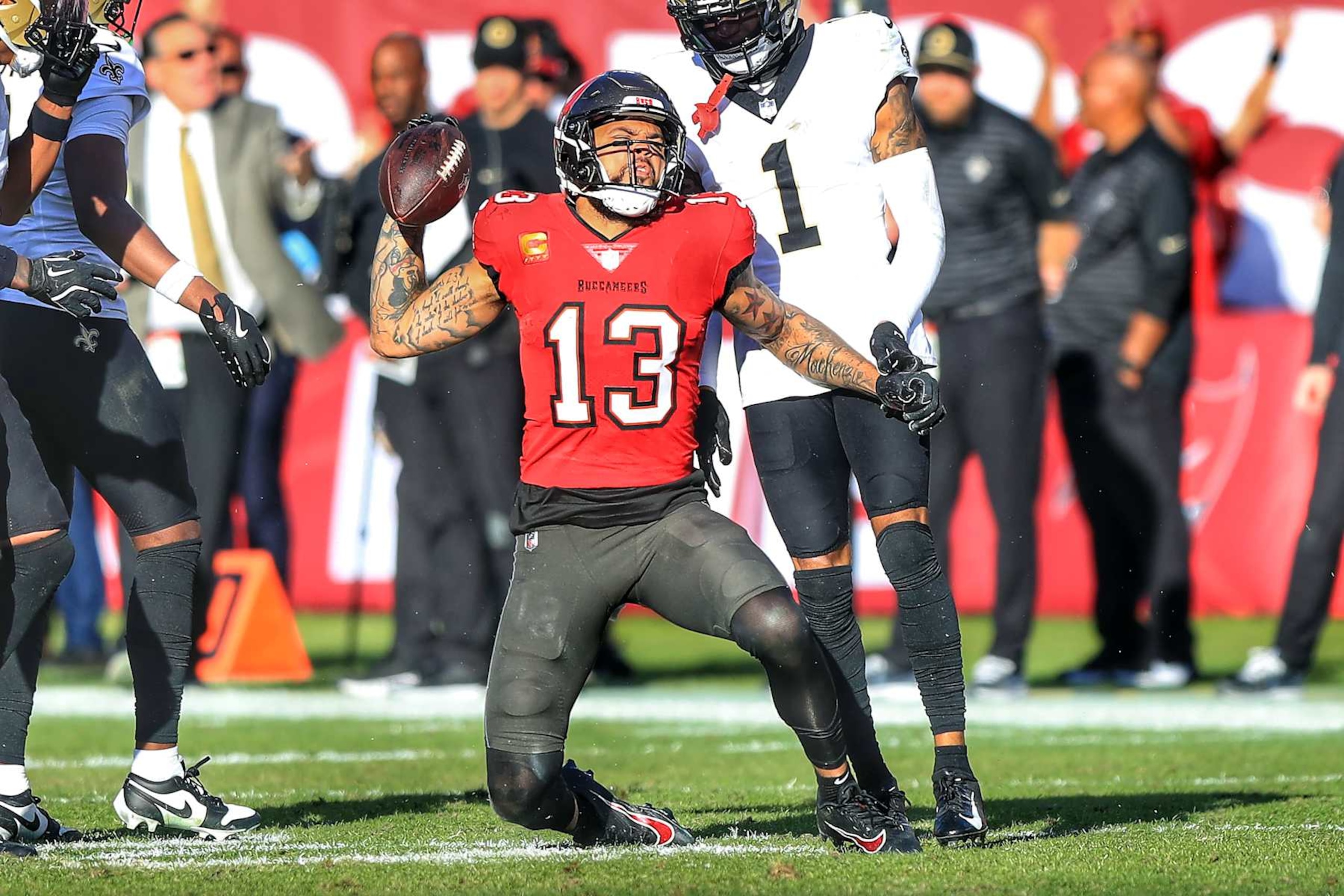 Mike Evans Mike Evans