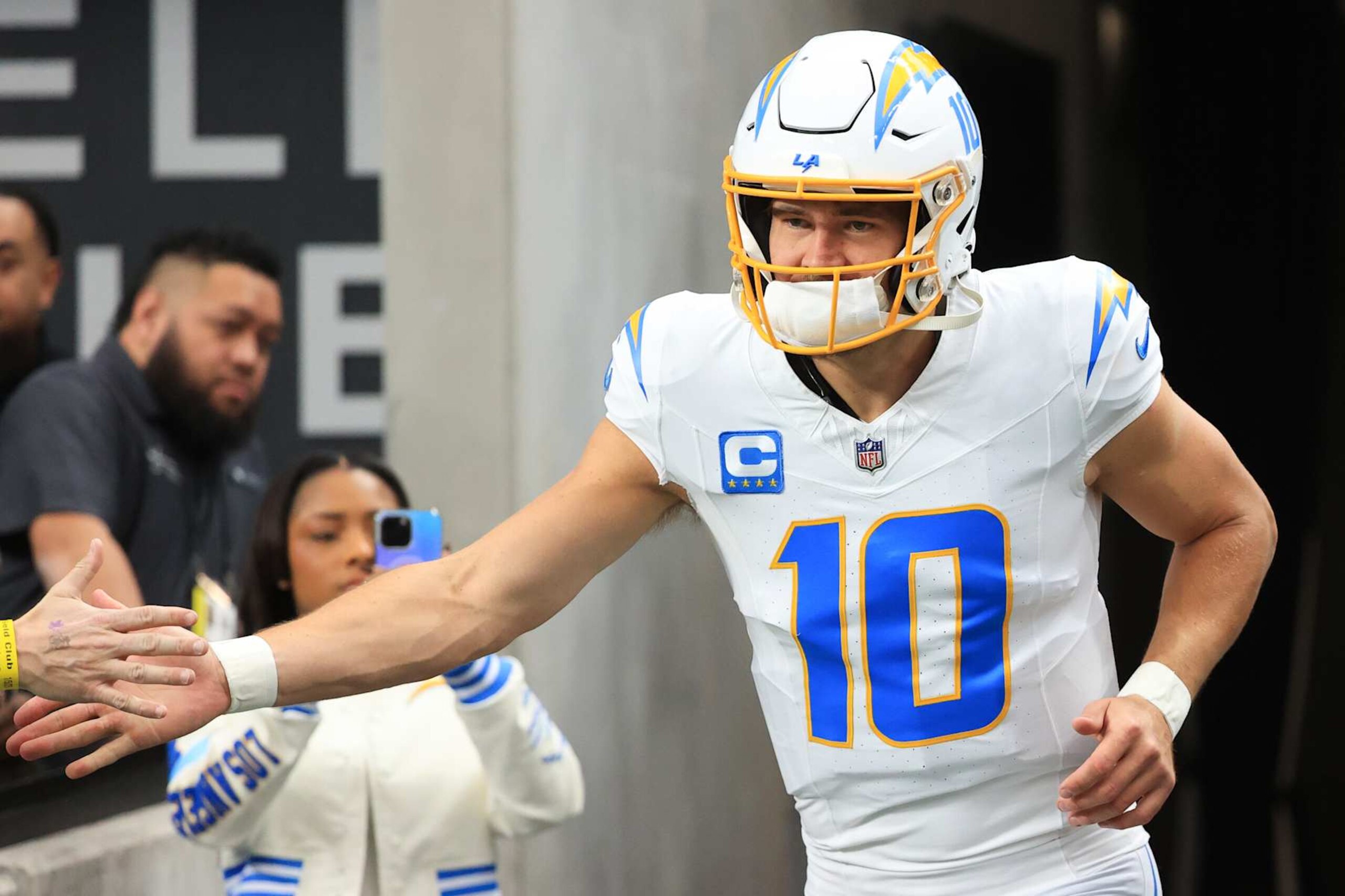 Chargers QB Justin Herbert Chargers QB Justin Herbert