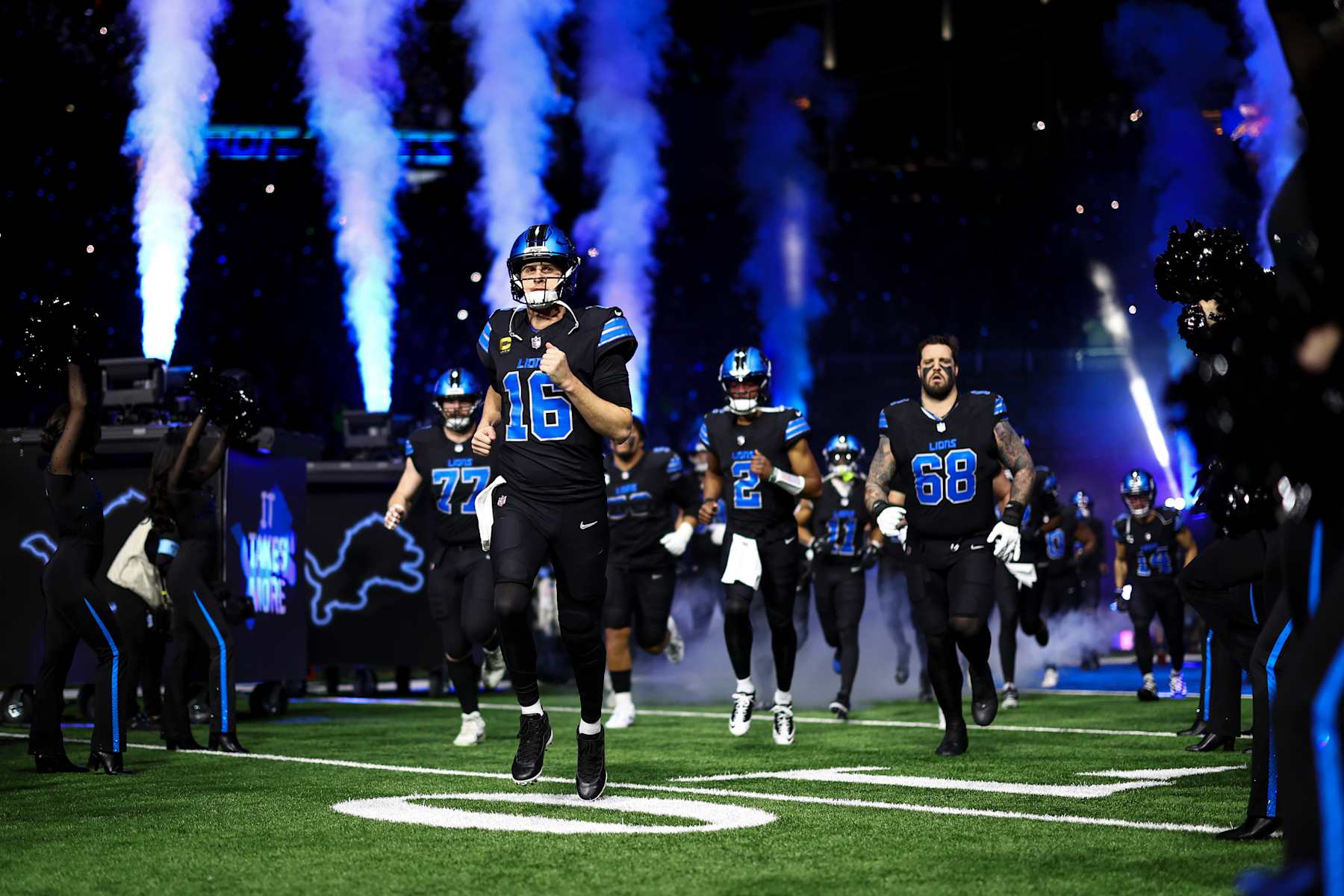 DETROIT, MICHIGAN - JANUARY 5: Jared Goff #16 of the Detroit Lions runs onto the field prior to an NFL football game against the Minnesota Vikings at Ford Field on January 5, 2025 in Detroit, Michigan. (Photo by Kevin Sabitus/Getty Images)