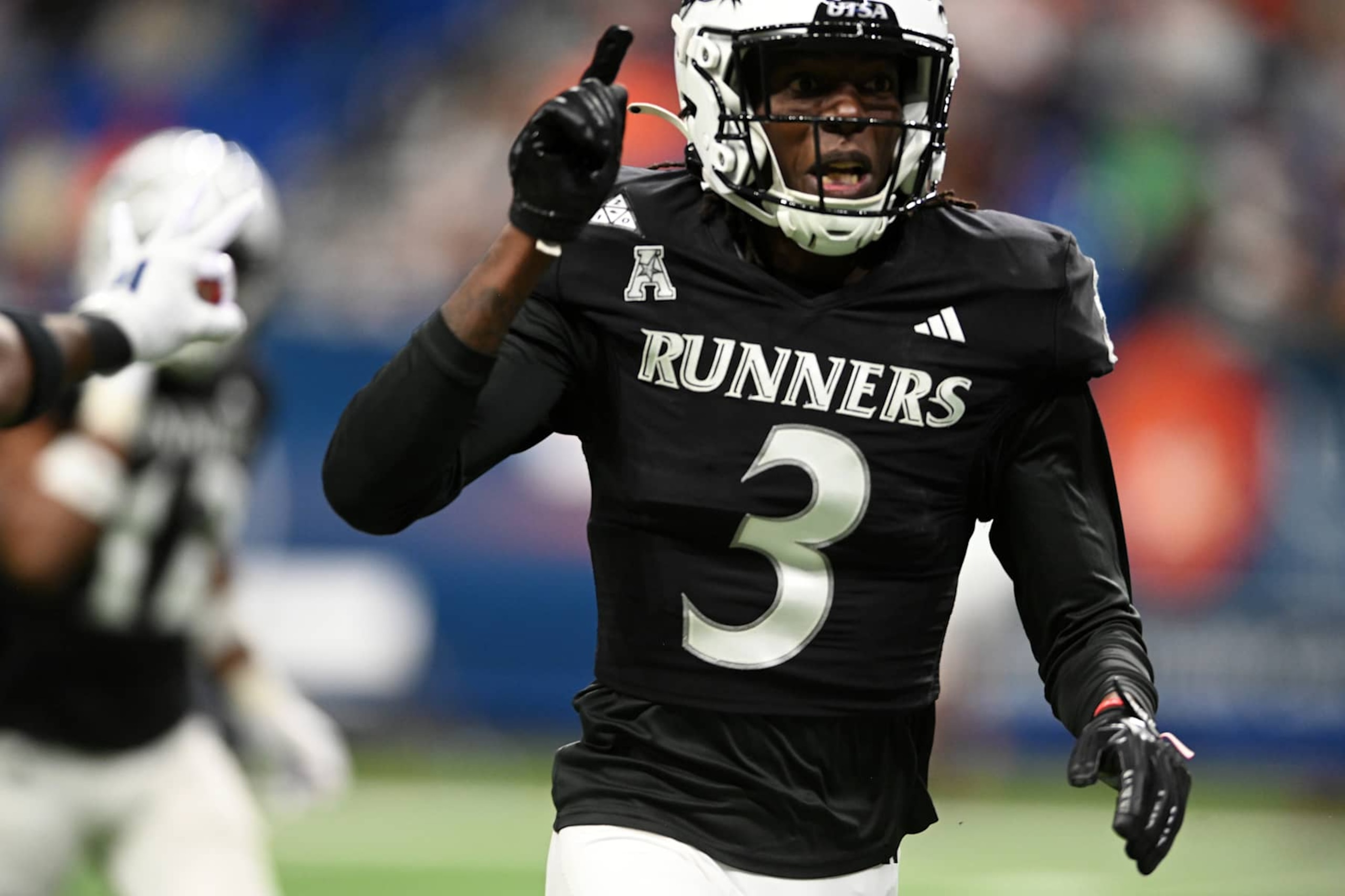 SAN ANTONIO, TX - NOVEMBER 15: UTSA Roadrunners CB Zah Frazier celebrates an interception during game between the North Texas Mean Green and the UTSA Roadrunners on November 15, 2024 at the Alamodome in San Antonio, TX. (Photo by John Rivera/Icon Sportswire via Getty Images)