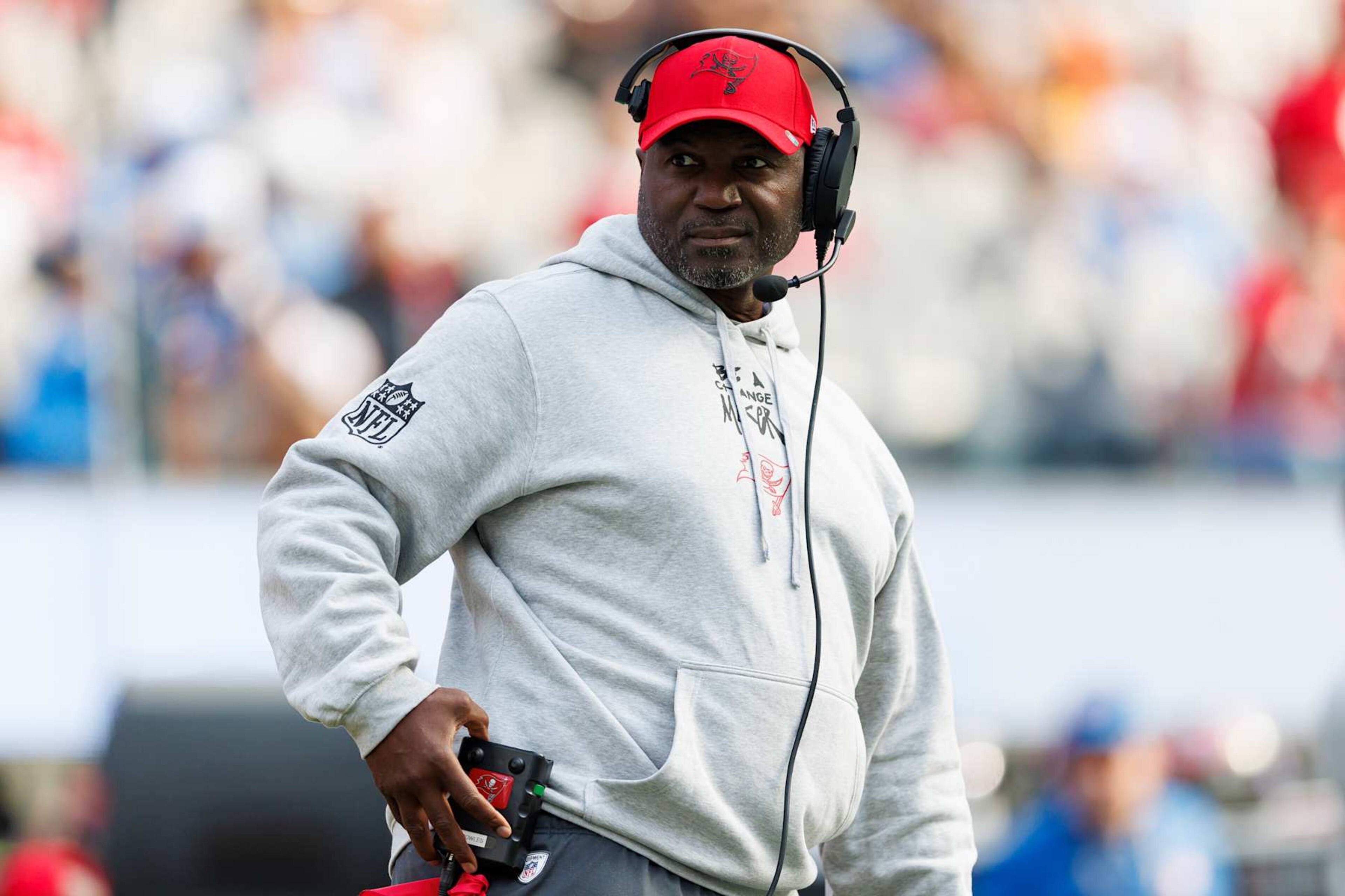Buccaneers head coach Todd Bowles Buccaneers head coach Todd Bowles