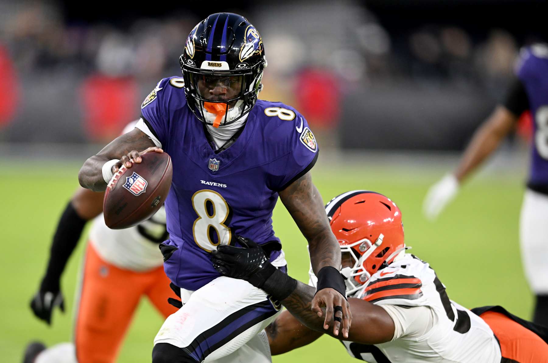 BALTIMORE, MARYLAND - JANUARY 04: Lamar Jackson #8 of the Baltimore Ravens runs with the ball against the Cleveland Browns at M&T Bank Stadium on January 04, 2025 in Baltimore, Maryland. (Photo by G Fiume/Getty Images) BALTIMORE, MARYLAND - JANUARY 04: Lamar Jackson #8 of the Baltimore Ravens runs with the ball against the Cleveland Browns at M&T Bank Stadium on January 04, 2025 in Baltimore, Maryland. (Photo by G Fiume/Getty Images)