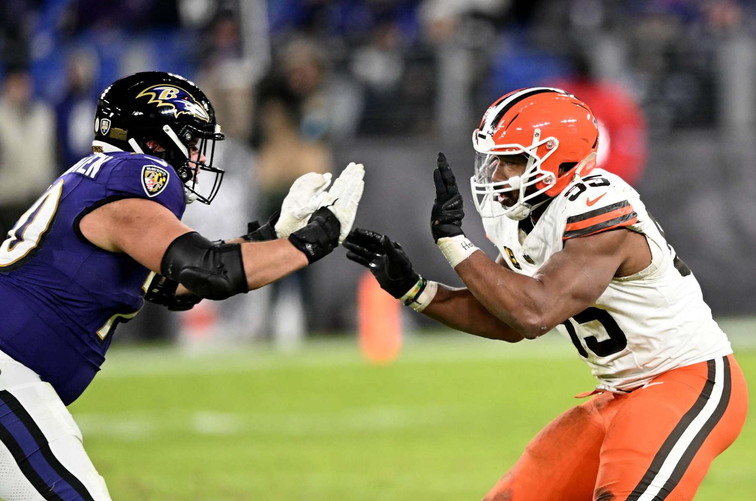 BALTIMORE, MARYLAND - JANUARY 04: Myles Garrett #95 of the Cleveland Browns lines up against Roger Rosengarten #70 of the Baltimore Ravens at M&T Bank Stadium on January 04, 2025 in Baltimore, Maryland. (Photo by G Fiume/Getty Images) BALTIMORE, MARYLAND - JANUARY 04: Myles Garrett #95 of the Cleveland Browns lines up against Roger Rosengarten #70 of the Baltimore Ravens at M&T Bank Stadium on January 04, 2025 in Baltimore, Maryland. (Photo by G Fiume/Getty Images)