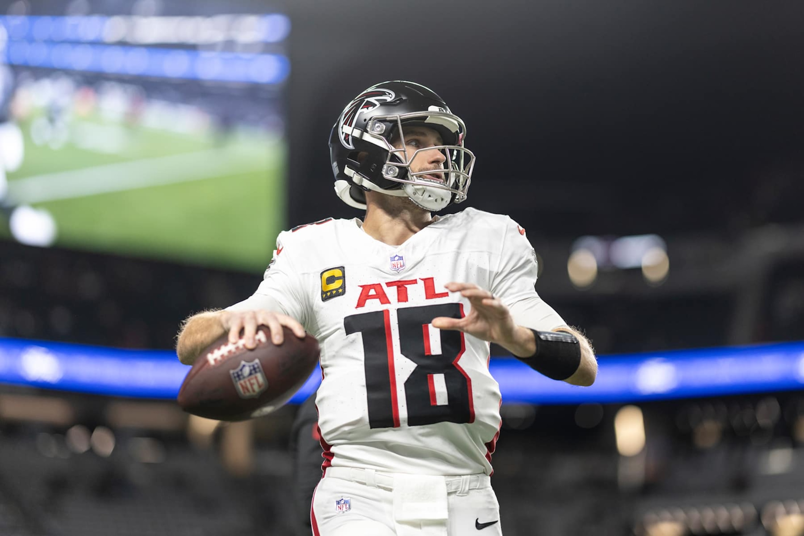 LAS VEGAS, NEVADA - DECEMBER 16: Kirk Cousins #18 of the Atlanta Falcons looks to pass during an NFL Football game against the Las Vegas Raiders at Allegiant Stadium on December 16, 2024 in Las Vegas, Nevada. (Photo by Michael Owens/Getty Images)