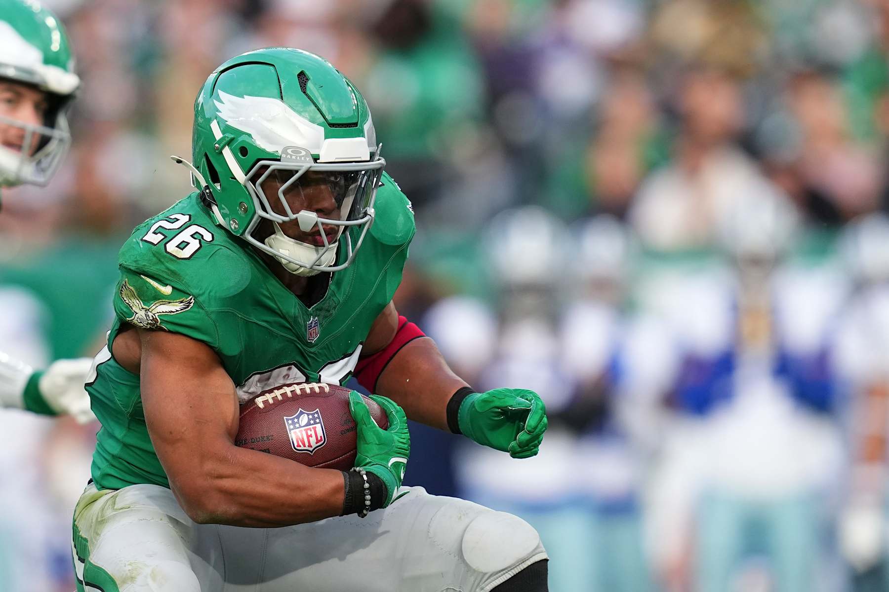 PHILADELPHIA, PENNSYLVANIA - DECEMBER 29: Saquon Barkley #26 of the Philadelphia Eagles runs the ball against the Dallas Cowboys at Lincoln Financial Field on December 29, 2024 in Philadelphia, Pennsylvania. (Photo by Mitchell Leff/Getty Images)