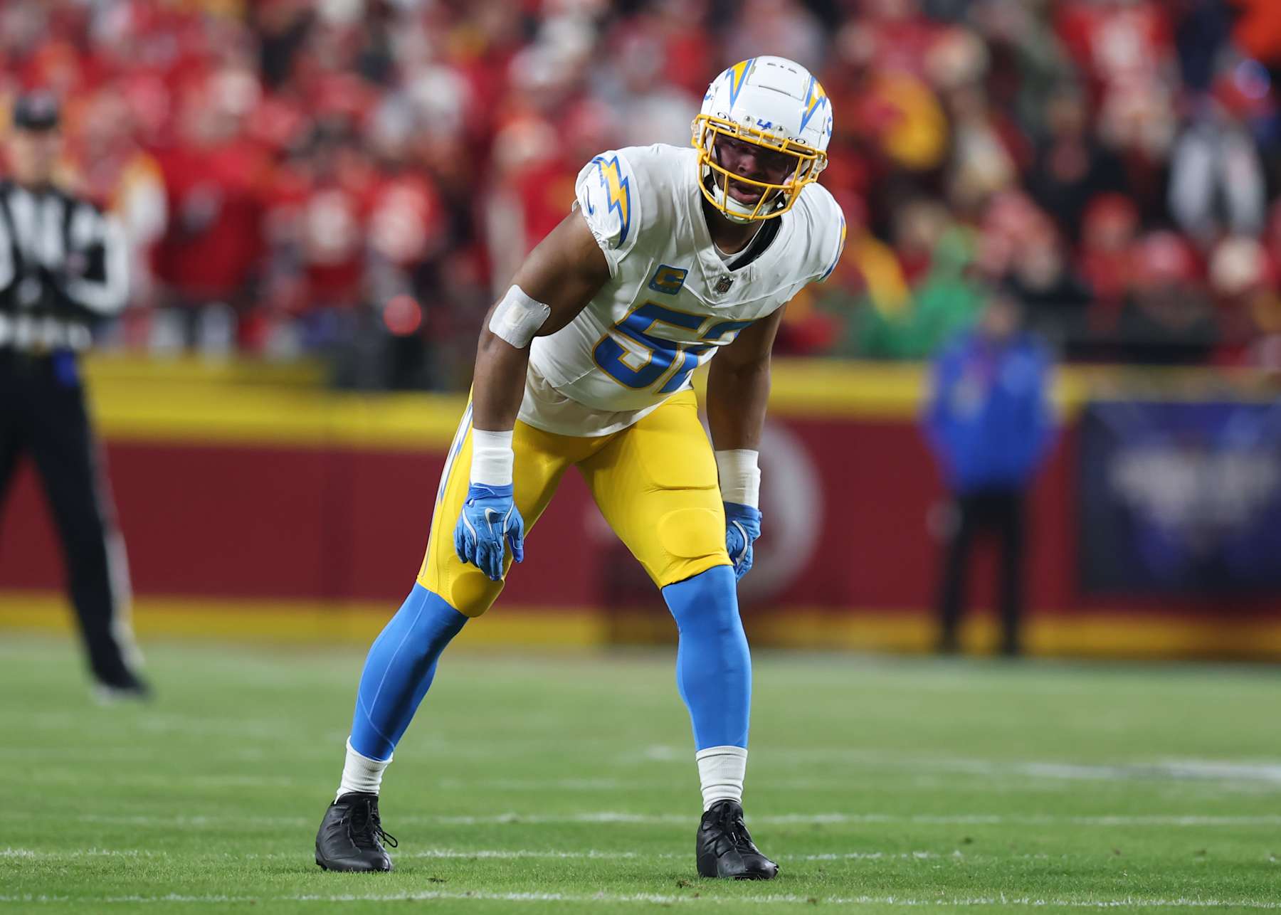 Chargers edge Khalil Mack