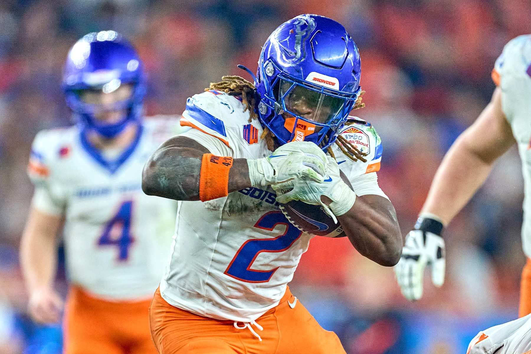 GLENDALE, ARIZONA - DECEMBER 31: Boise State Broncos running back Ashton Jeanty (2) runs with the football in action during the 2024 Vrbo Fiesta Bowl between the Penn State Nittany Lions and Boise State Broncos at State Farm Stadium on December 31, 2024 in Glendale, Arizona. (Photo by Robin Alam/ISI Photos/Getty Images)