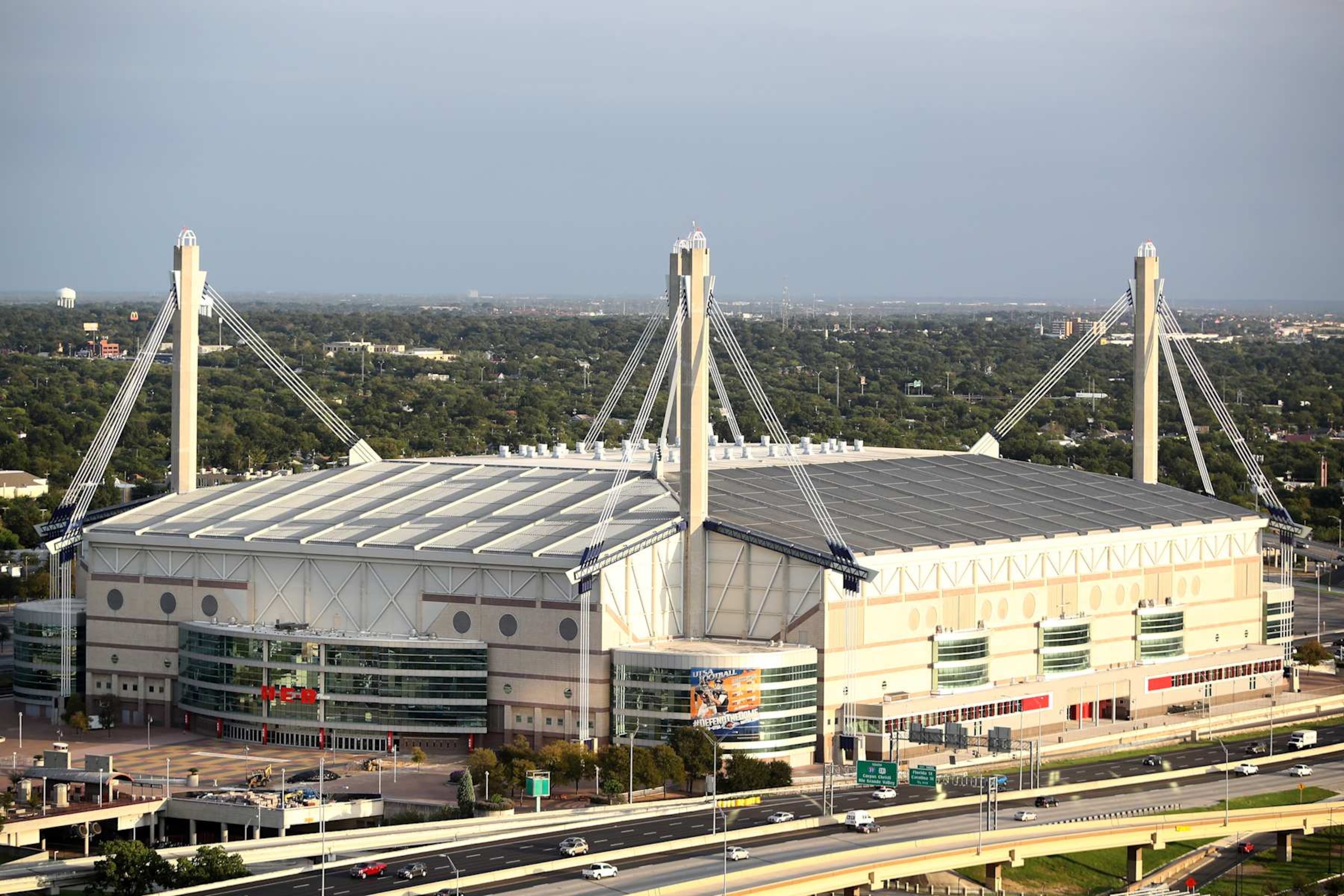 SAN ANTONIO, TX - OCTOBER 11: A general view of the exterior of the Alamodome on October 11, 2017 in San Antonio, Texas. The Alamodome will host the 2018 men's Final Four. It will be the fourth time the men's Final Four has been played inside the Alamodome. (Photo by Maxx Wolfson/Getty Images) SAN ANTONIO, TX - OCTOBER 11: A general view of the exterior of the Alamodome on October 11, 2017 in San Antonio, Texas. The Alamodome will host the 2018 men's Final Four. It will be the fourth time the men's Final Four has been played inside the Alamodome. (Photo by Maxx Wolfson/Getty Images)
