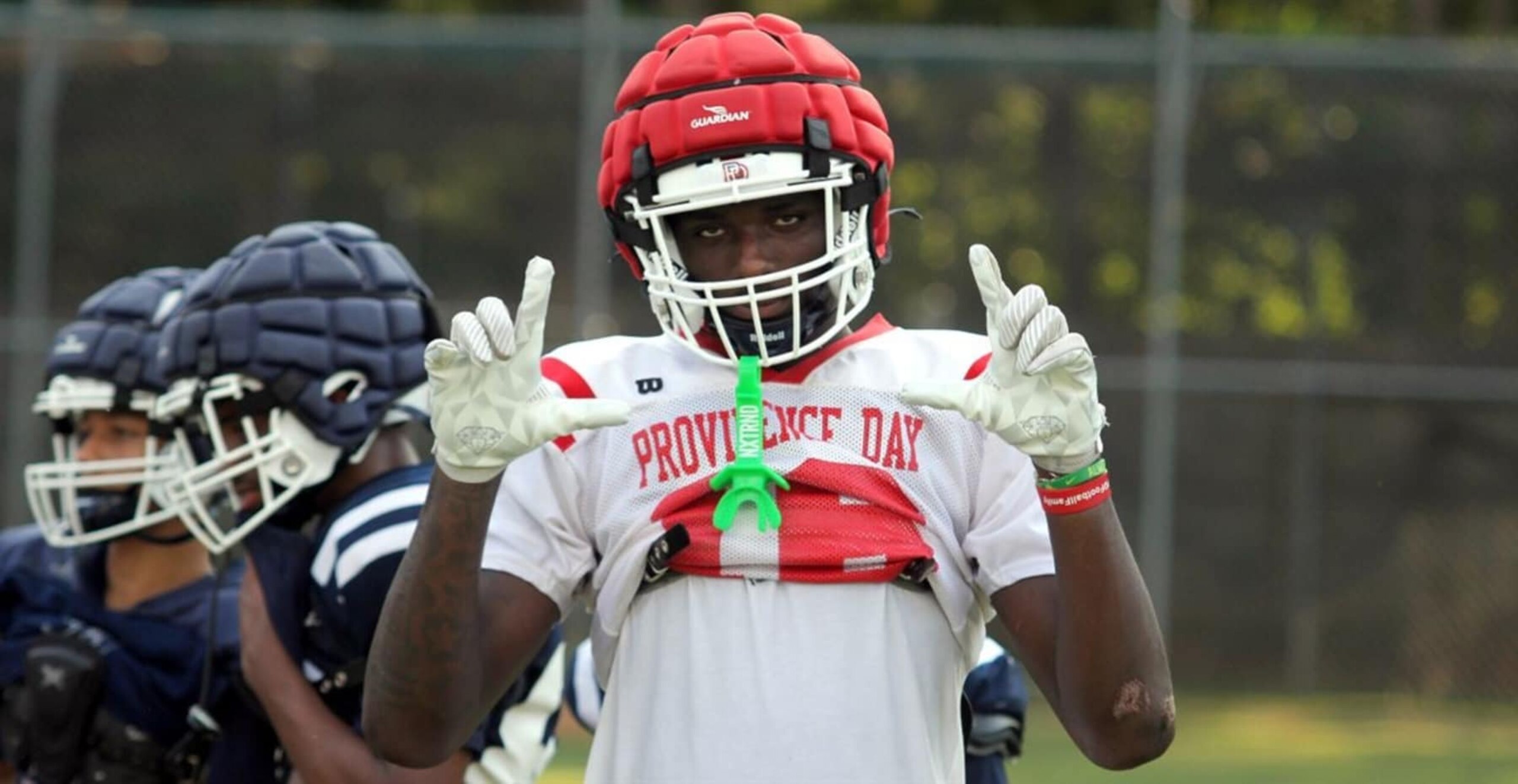 Oregon TE commit Kendre Harrison leads a loaded class. Oregon TE commit Kendre Harrison leads a loaded class.