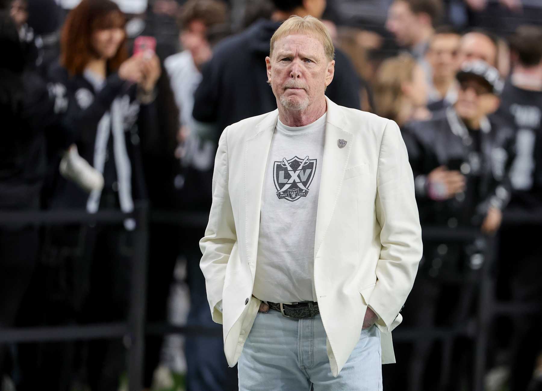 LAS VEGAS, NEVADA - JANUARY 05: Owner and managing general partner Mark Davis of the Las Vegas Raiders looks on as his team warms up before a game against the Los Angeles Chargers at Allegiant Stadium on January 05, 2025 in Las Vegas, Nevada. The Chargers defeated the Raiders 34-20. (Photo by Ethan Miller/Getty Images)