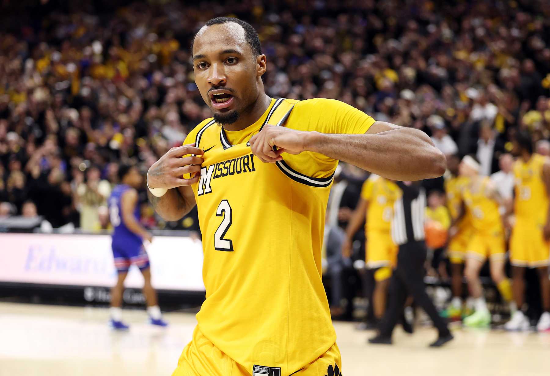 Missouri's Tamar Bates