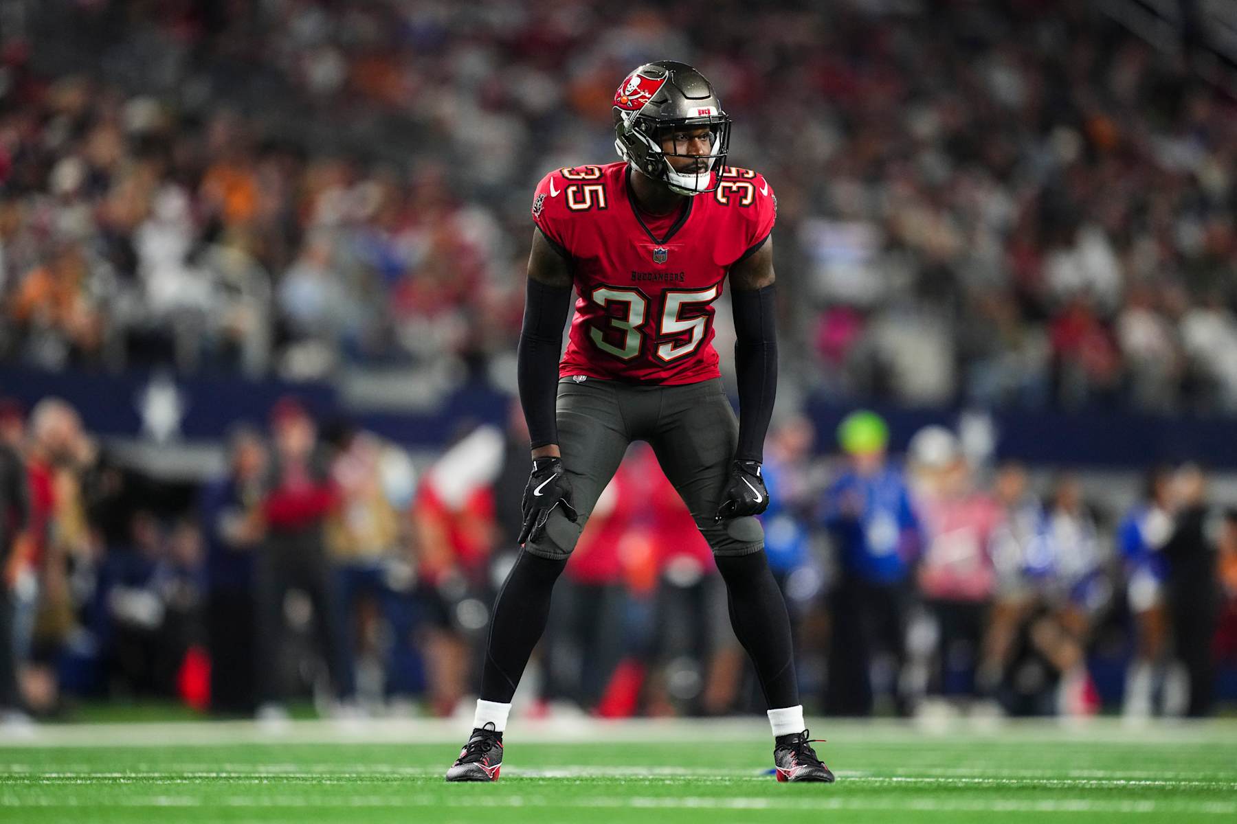 Buccaneers CB Jamel Dean