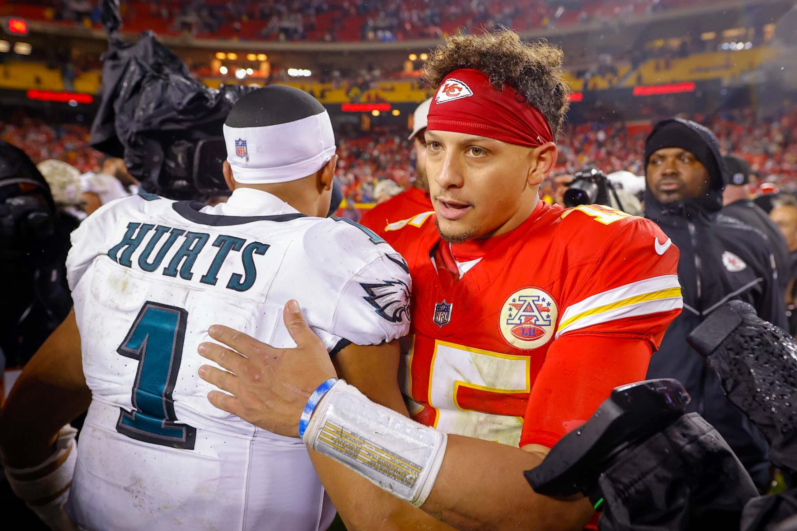 Eagles QB Jalen Hurts and Chiefs QB Patrick Mahomes Eagles QB Jalen Hurts and Chiefs QB Patrick Mahomes