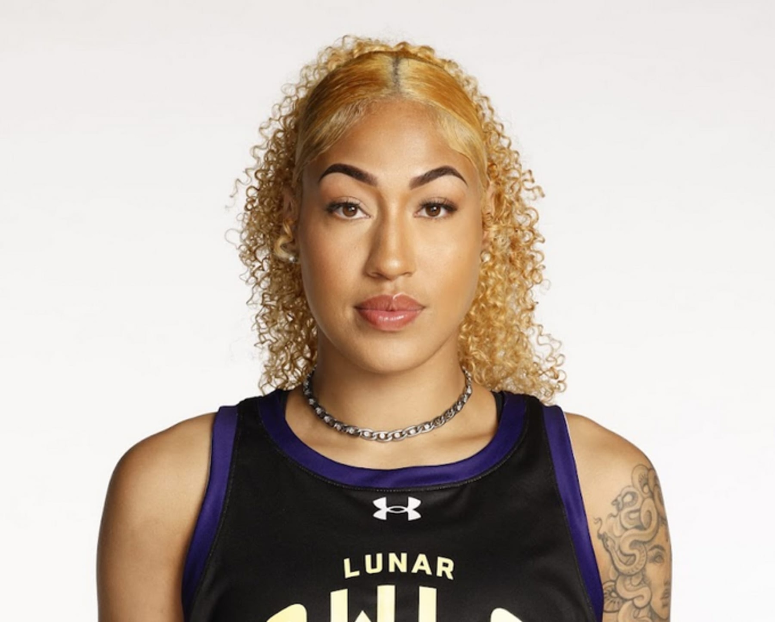 Shakira Austin