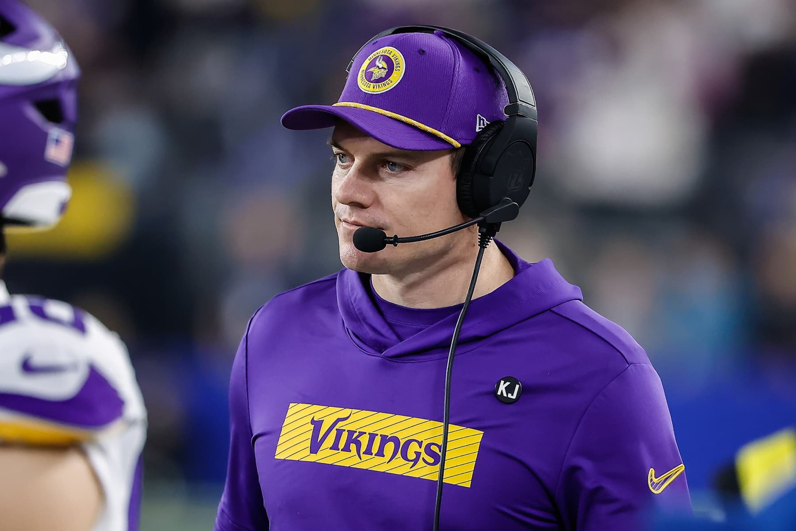 GLENDALE, AZ - JANUARY 13: Minnesota Vikings head coach Kevin O'Connell looks on looks on during the NFL Wild Card Playoff football game between the Minnesota Vikings and the Los Angeles Rams on January 13, 2025, at State Farm Stadium in Glendale, AZ. (Photo by Kevin Abele/Icon Sportswire via Getty Images) GLENDALE, AZ - JANUARY 13: Minnesota Vikings head coach Kevin O'Connell looks on looks on during the NFL Wild Card Playoff football game between the Minnesota Vikings and the Los Angeles Rams on January 13, 2025, at State Farm Stadium in Glendale, AZ. (Photo by Kevin Abele/Icon Sportswire via Getty Images)