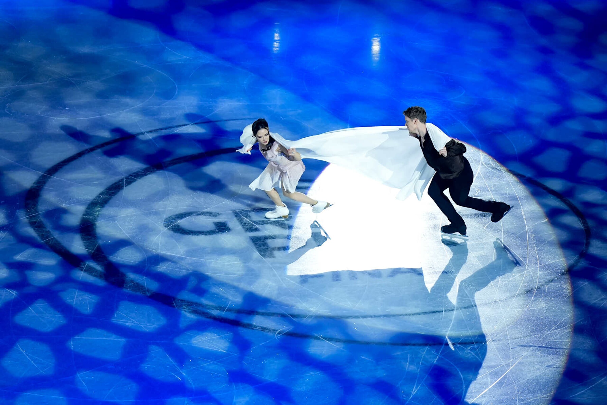 GRENOBLE, FRANCE - DECEMBER 8: Madison Chock and Evan Bates of the United States performs during Gala Exhibition during the ISU Grand Prix of Figure Skating Final - Grenoble at Patinoire Polesud, on December 8, 2024, in Grenoble, France. ((Photo by Daniela Porcelli - International Skating Union/International Skating Union via Getty Images) GRENOBLE, FRANCE - DECEMBER 8: Madison Chock and Evan Bates of the United States performs during Gala Exhibition during the ISU Grand Prix of Figure Skating Final - Grenoble at Patinoire Polesud, on December 8, 2024, in Grenoble, France. ((Photo by Daniela Porcelli - International Skating Union/International Skating Union via Getty Images)