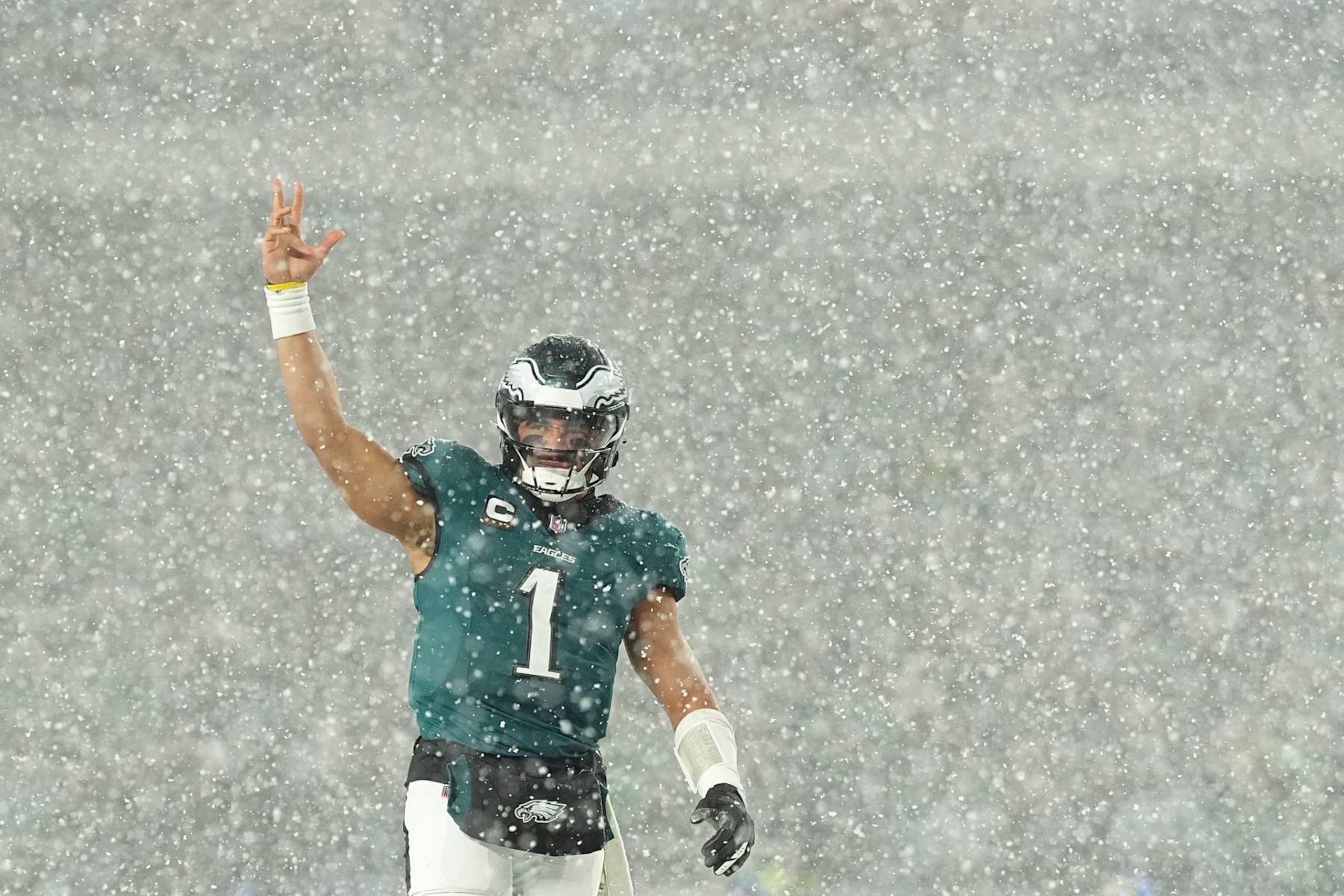 PHILADELPHIA, PENNSYLVANIA - JANUARY 19: Jalen Hurts #1 of the Philadelphia Eagles reacts against the Los Angeles Rams in the fourth quarter during the NFC Divisional Playoffs at Lincoln Financial Field on January 19, 2025 in Philadelphia, Pennsylvania. (Photo by Mitchell Leff/Getty Images)