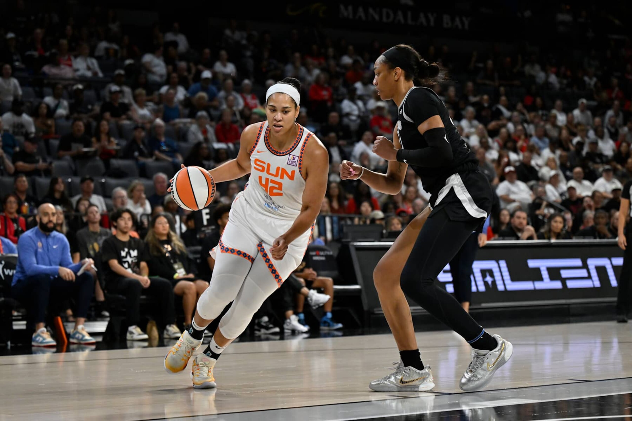 LAS VEGAS, NV - SEPTEMBER 15: Brionna Jones #42 of the Connecticut Sun drives to the basket during the game against the Las Vegas Aces on September 15, 2024 at Michelob ULTRA Arena in Las Vegas, Nevada. NOTE TO USER: User expressly acknowledges and agrees that, by downloading and or using this photograph, User is consenting to the terms and conditions of the Getty Images License Agreement. Mandatory Copyright Notice: Copyright 2024 NBAE (Photo by David Becker/NBAE via Getty Images) LAS VEGAS, NV - SEPTEMBER 15: Brionna Jones #42 of the Connecticut Sun drives to the basket during the game against the Las Vegas Aces on September 15, 2024 at Michelob ULTRA Arena in Las Vegas, Nevada. NOTE TO USER: User expressly acknowledges and agrees that, by downloading and or using this photograph, User is consenting to the terms and conditions of the Getty Images License Agreement. Mandatory Copyright Notice: Copyright 2024 NBAE (Photo by David Becker/NBAE via Getty Images)