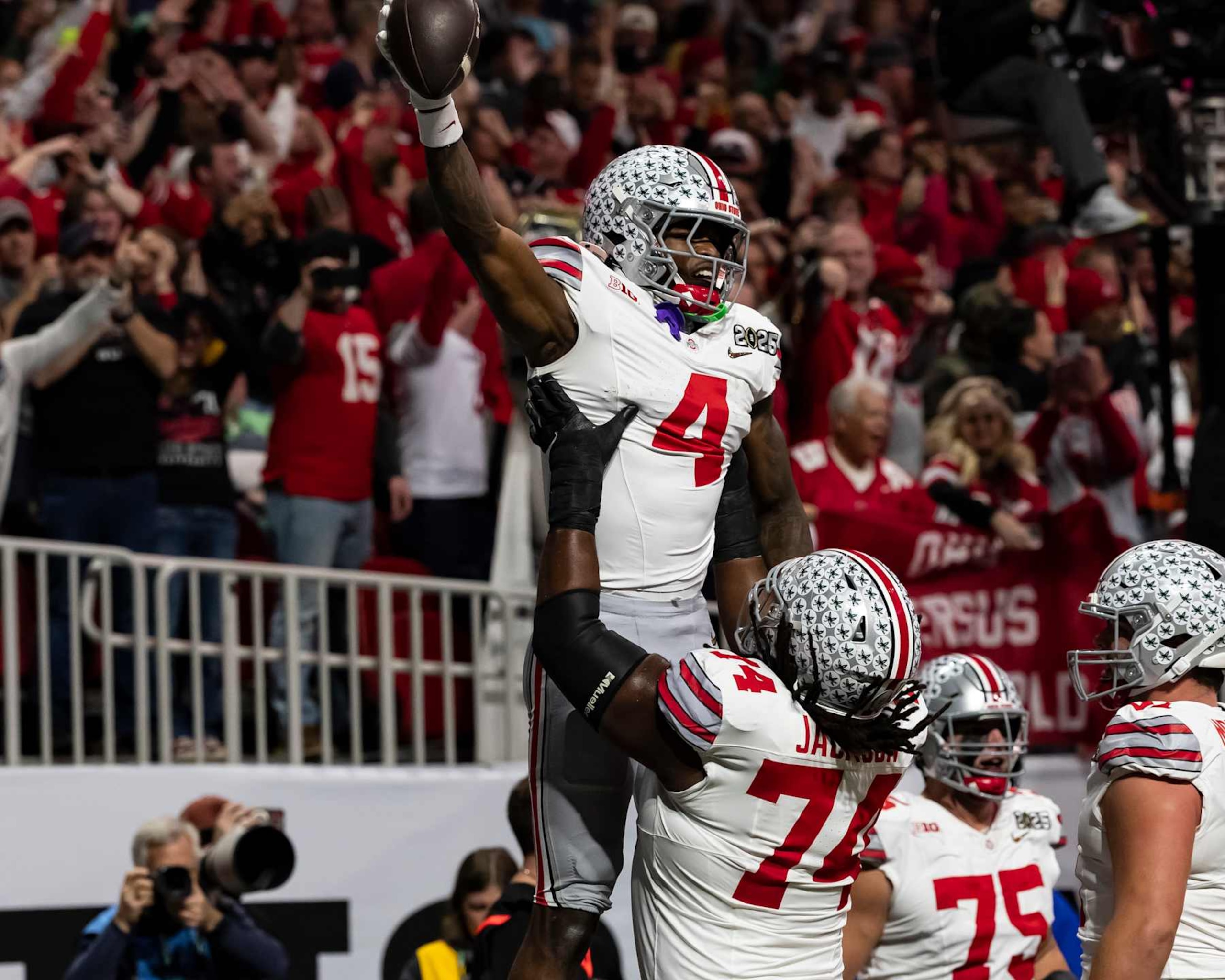 ATLANTA, GEORGIA - JANUARY 20: Jeremiah Smith #4 of the Ohio State Buckeyes celebrates a touchdown during a game between the Ohio State Buckeyes and the Notre Dame Fighting Irish at Mercedes-Benz Stadium on January 20, 2025 in Atlanta, Georgia. (Photo by Steve Limentani/ISI Photos/Getty Images) ATLANTA, GEORGIA - JANUARY 20: Jeremiah Smith #4 of the Ohio State Buckeyes celebrates a touchdown during a game between the Ohio State Buckeyes and the Notre Dame Fighting Irish at Mercedes-Benz Stadium on January 20, 2025 in Atlanta, Georgia. (Photo by Steve Limentani/ISI Photos/Getty Images)