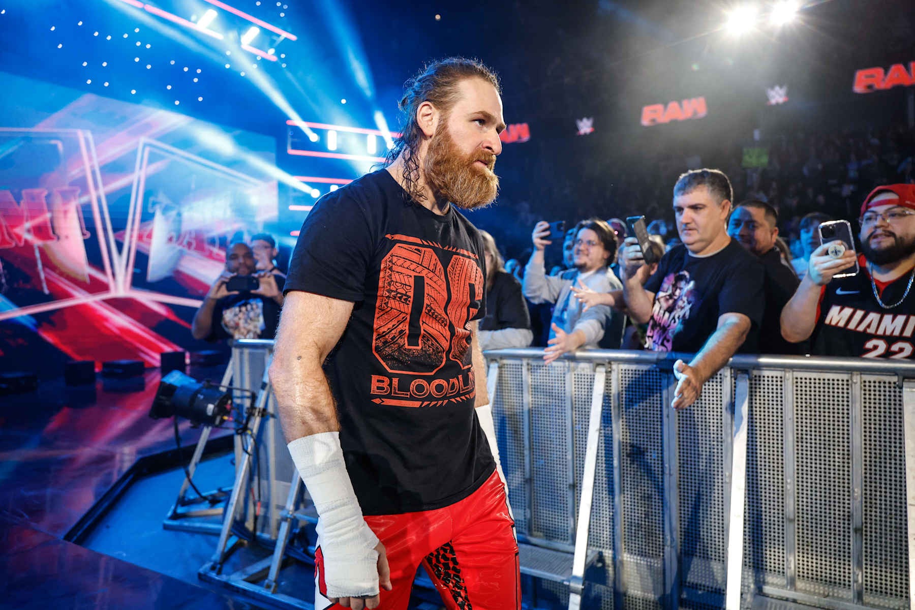 EVERETT, WASHINGTON - DECEMBER 2: Sami Zayn makes his entrance during Monday Night RAW at Angel of the Winds Arena on December 2, 2024 in Everett, Washington. (Photo by WWE/Getty Images) EVERETT, WASHINGTON - DECEMBER 2: Sami Zayn makes his entrance during Monday Night RAW at Angel of the Winds Arena on December 2, 2024 in Everett, Washington. (Photo by WWE/Getty Images)