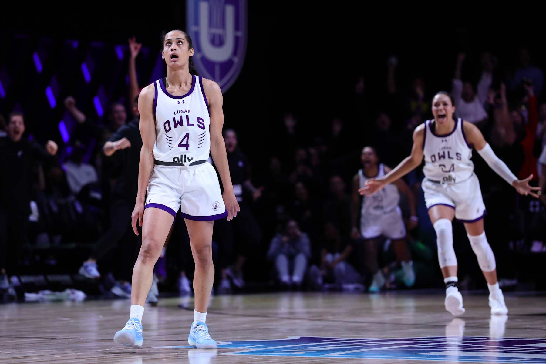 MEDLEY, FLORIDA - JANUARY 17: Skylar Diggins-Smith #4 of the Lunar Owls reacts after hitting a three point basket to defeat the Mist in the second half at The Mediapro Studio on January 17, 2025 in Medley, Florida. (Photo by Carmen Mandato/Getty Images)