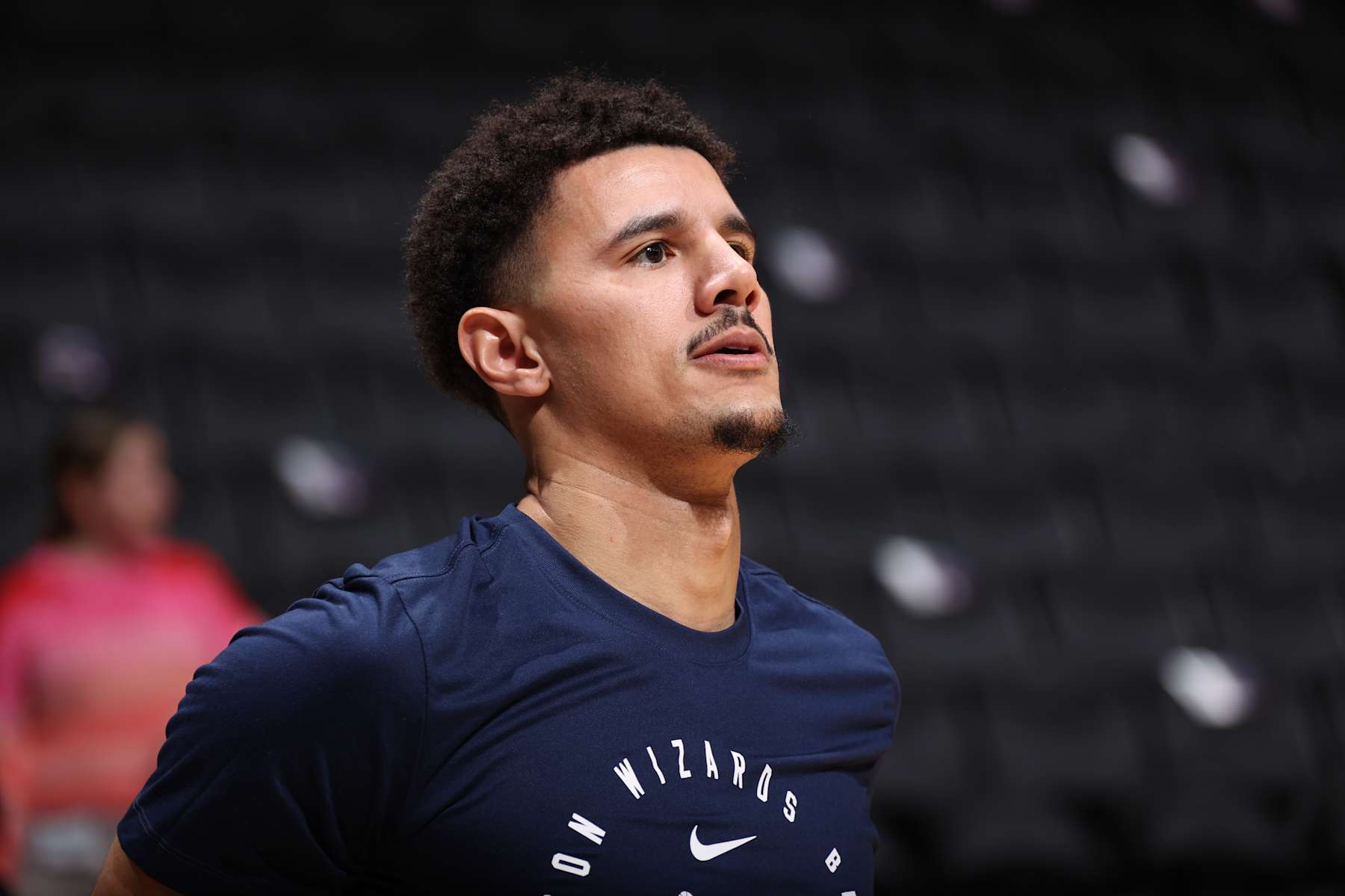 WASHINGTON, DC - JANUARY 16 : Johnny Davis #1 of the Washington Wizards warms up before the game against the Phoenix Suns on January 16, 2025 at Capital One Arena in Washington, DC. NOTE TO USER: User expressly acknowledges and agrees that, by downloading and or using this Photograph, user is consenting to the terms and conditions of the Getty Images License Agreement. Mandatory Copyright Notice: Copyright 2024 NBAE (Photo by Stephen Gosling/NBAE via Getty Images)