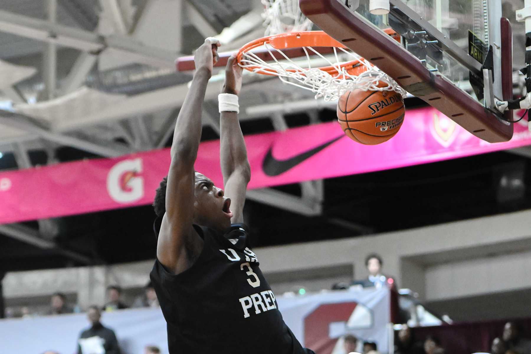 SPRINGFIELD, MA - JANUARY 19: AJ Dybantsa of Utah Prep (3) dunks the ball during the Spalding Hoophall Classic high school basketball game between Montverde Academy and Utah Prep on January 19, 2025 at Blake Arena in Springfield, MA(Photo by John Jones/Icon Sportswire via Getty Images)