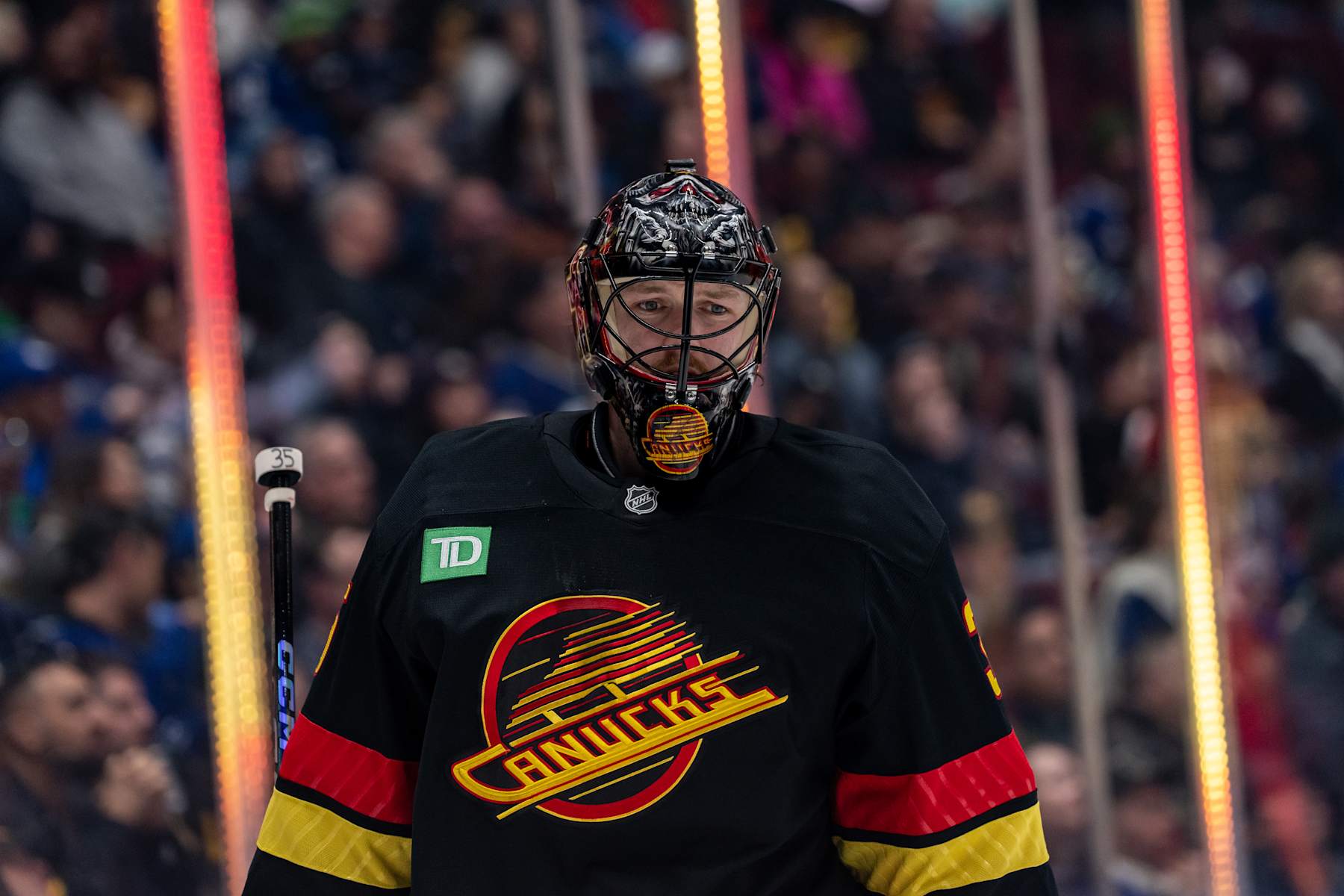 VANCOUVER, BC - JANUARY 21: Vancouver Canucks goaltender Thatcher Demko (35) waits for a face off during the second period of an NHL game between the Buffalo Sabres and the Vancouver Canucks on Tuesday, January 21, 2025 at Rogers Arena in Vancouver, B.C. (Photo by Ethan Cairns/Icon Sportswire via Getty Images)