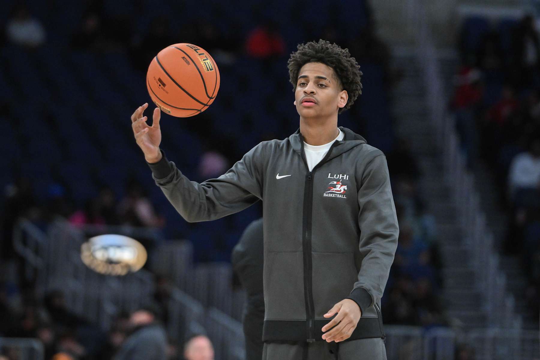 ELMONT, NY - DECEMBER 13:  Kiyan Anthony of Long Island Lutheran (3) before the Luhi Holiday Invitational boys high school basketball game between Long Island Lutheran and Sierra Canyon on December 13, 2024 at UBS Arena in Elmont, NY (Photo by Jonathan Jones/Icon Sportswire via Getty Images)