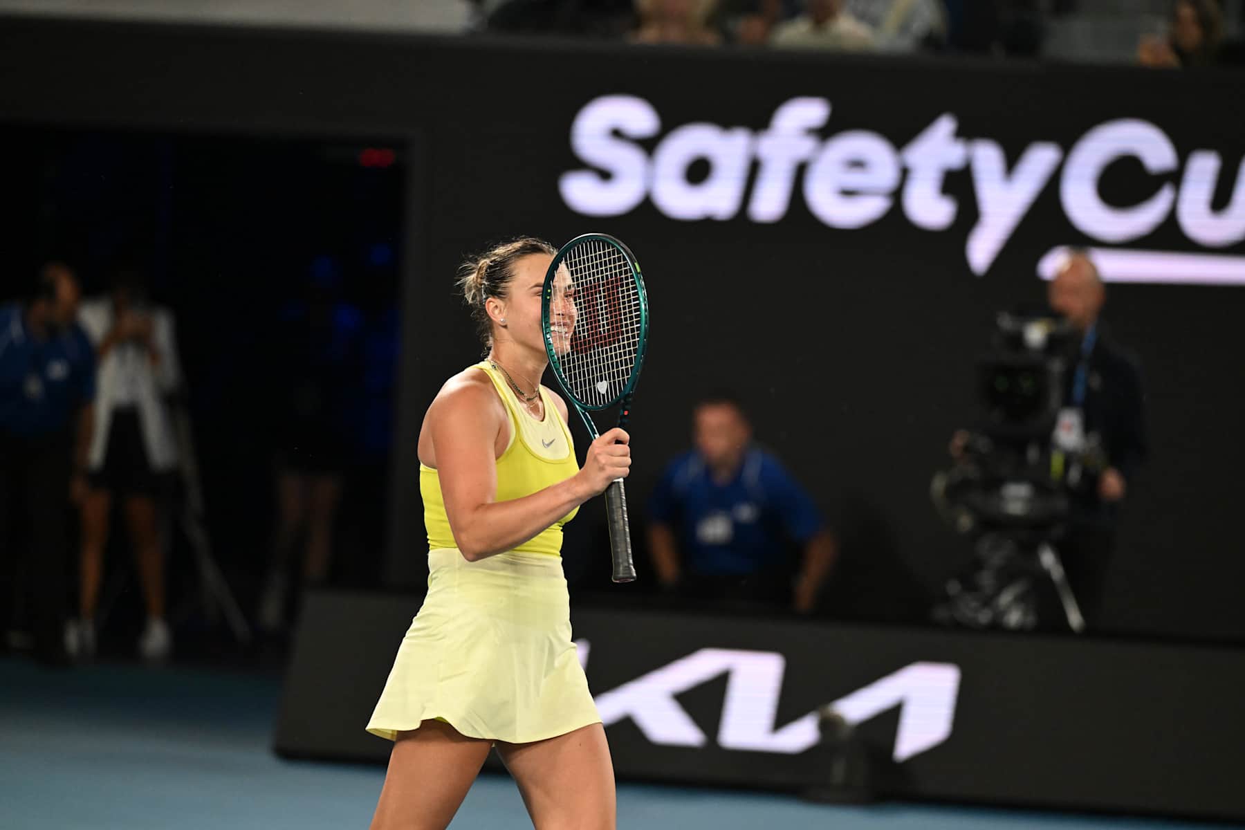 MELBOURNE, AUSTRALIA - JANUARY 23: Aryna Sabalenka from Belarus celebrates winning the Women's Singles Semifinal against Paula Badosa (not seen) of Spain during day 12 of the 2025 Australian Open grand slam tennis tournament at Melbourne Park in Melbourne, Australia on January 23, 2025. (Photo by Mark Avellino/Anadolu via Getty Images)